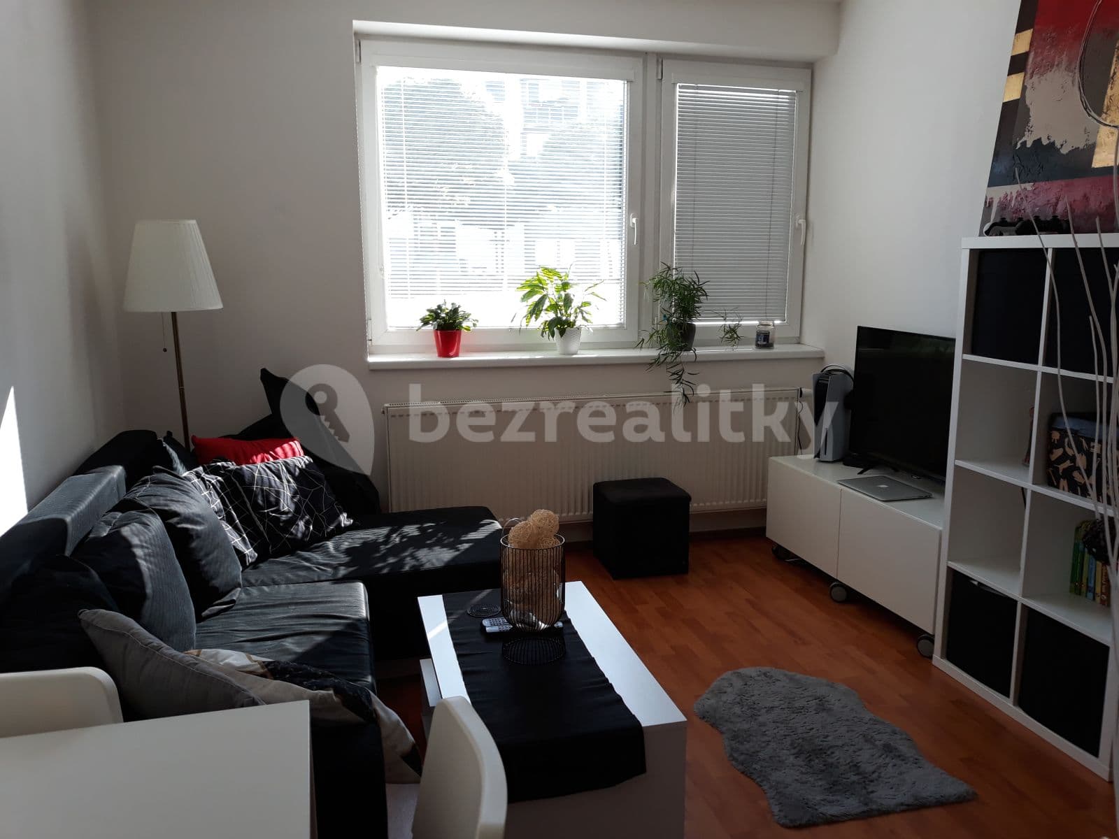 1 bedroom with open-plan kitchen flat to rent, 35 m², Šedova, Prague, Prague 1 bedroom with open-plan kitchen flat to rent, 35 m², Šedova, Prague, Prague