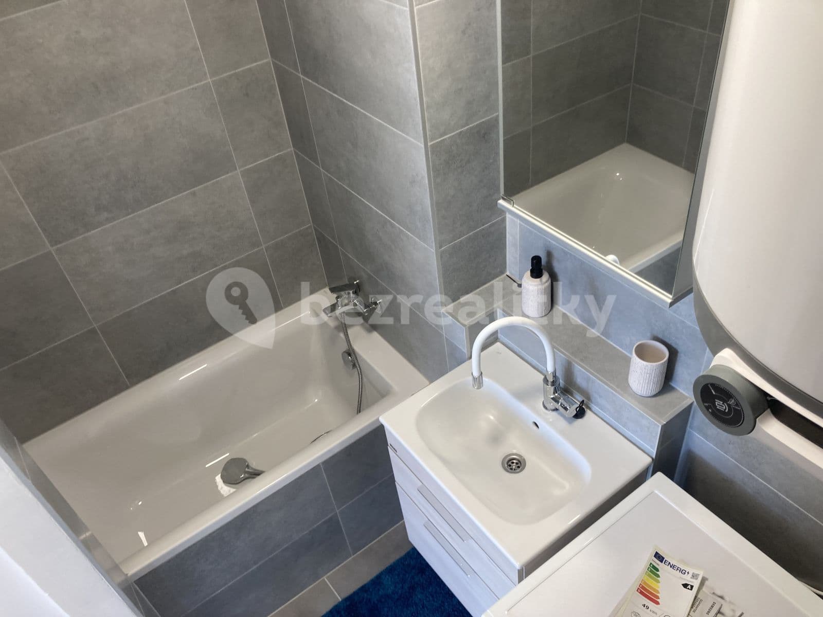 3 bedroom flat to rent, 68 m², Kneslova, Brno, Jihomoravský Region 3 bedroom flat to rent, 68 m², Kneslova, Brno, Jihomoravský Region