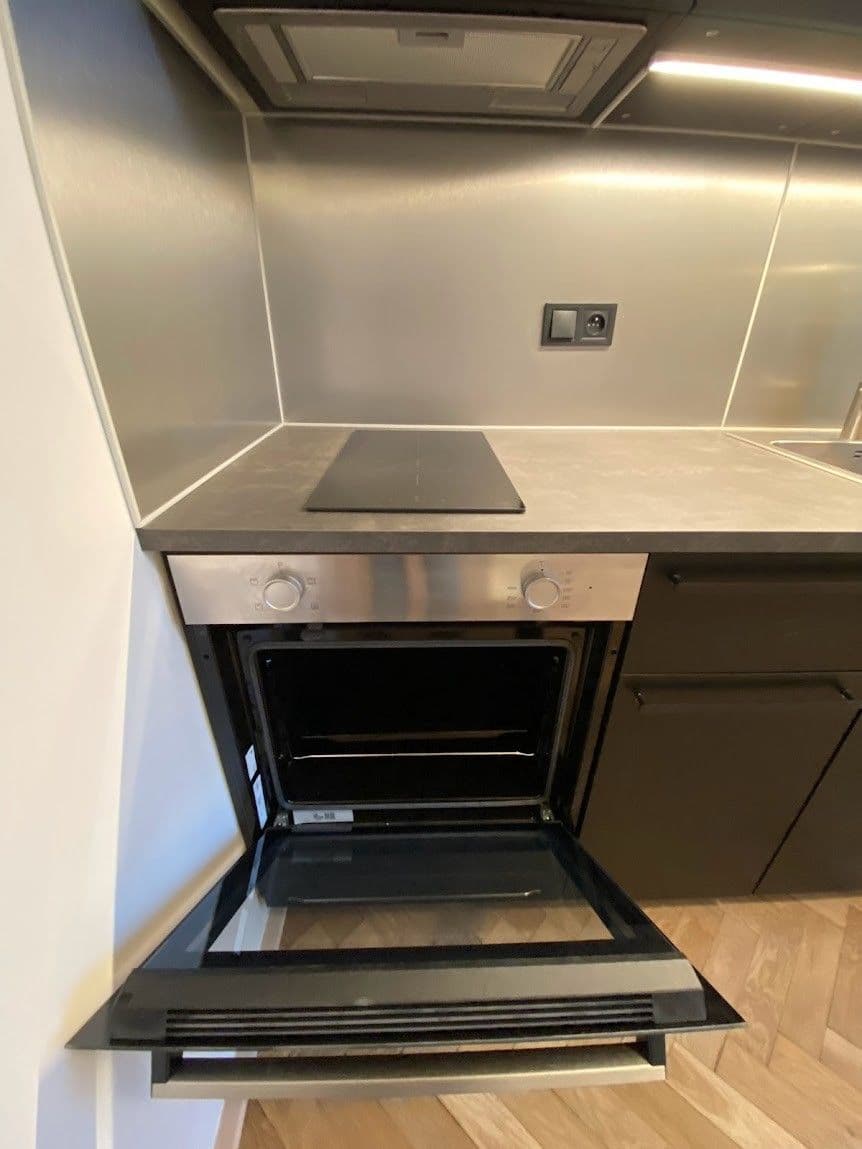 1 bedroom with open-plan kitchen flat to rent, 45 m², Na Bělidle, Prague, Prague 1 bedroom with open-plan kitchen flat to rent, 45 m², Na Bělidle, Prague, Prague