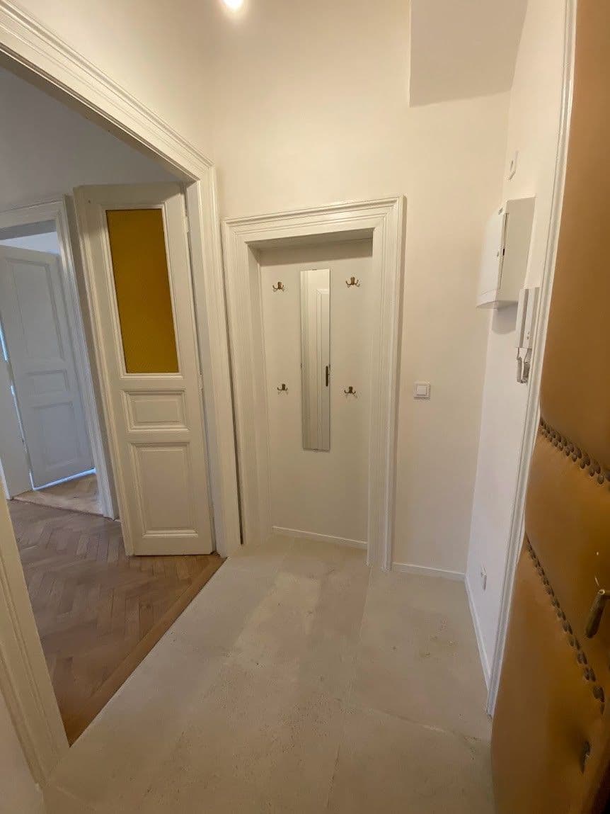 1 bedroom with open-plan kitchen flat to rent, 45 m², Na Bělidle, Prague, Prague 1 bedroom with open-plan kitchen flat to rent, 45 m², Na Bělidle, Prague, Prague
