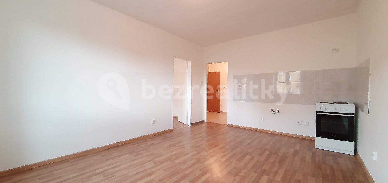 1 bedroom flat to rent, 41 m², Hlavní třída, Havířov, Moravskoslezský Region