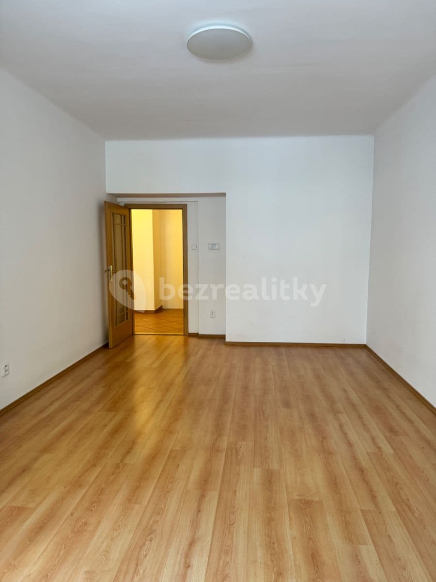 1 bedroom with open-plan kitchen flat to rent, 52 m², Petra Slezáka, Prague, Prague 1 bedroom with open-plan kitchen flat to rent, 52 m², Petra Slezáka, Prague, Prague