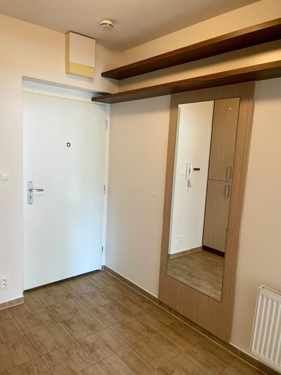 1 bedroom with open-plan kitchen flat for sale, 49 m², Edvarda Beneše, Olomouc, Olomoucký Region 1 bedroom with open-plan kitchen flat for sale, 49 m², Edvarda Beneše, Olomouc, Olomoucký Region