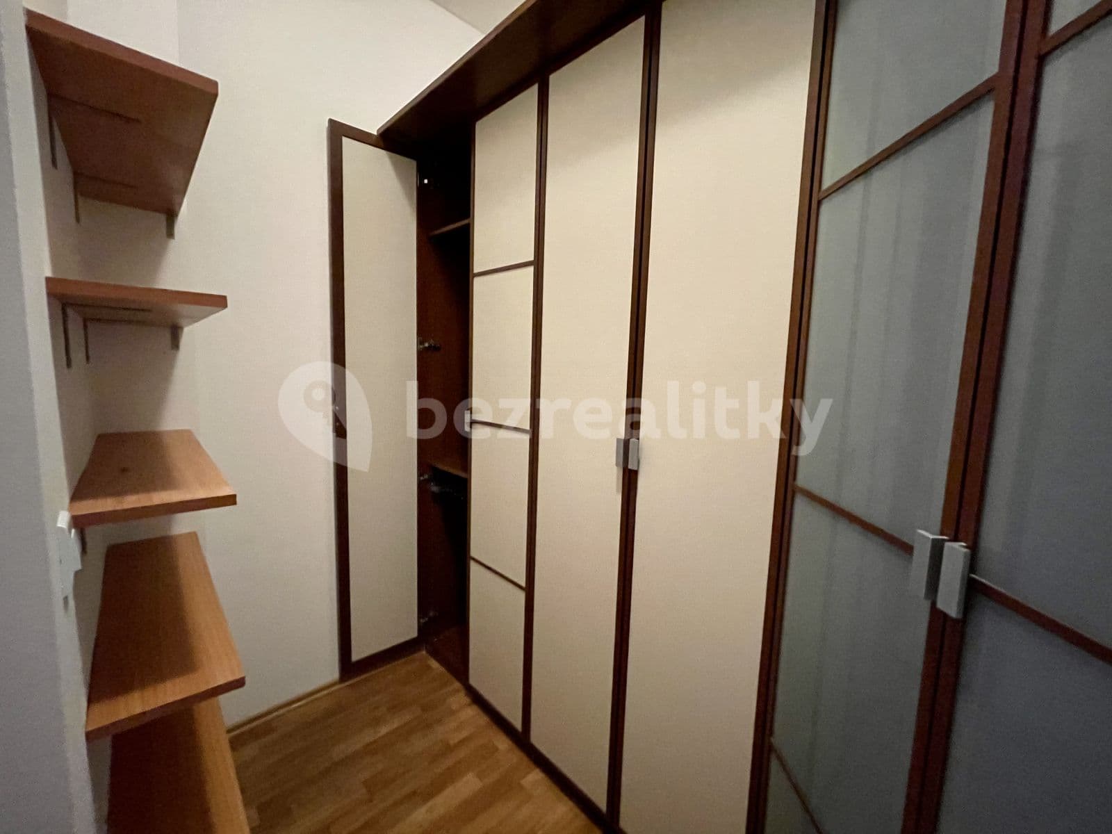 1 bedroom with open-plan kitchen flat to rent, 64 m², Topolová, Milovice, Středočeský Region 1 bedroom with open-plan kitchen flat to rent, 64 m², Topolová, Milovice, Středočeský Region