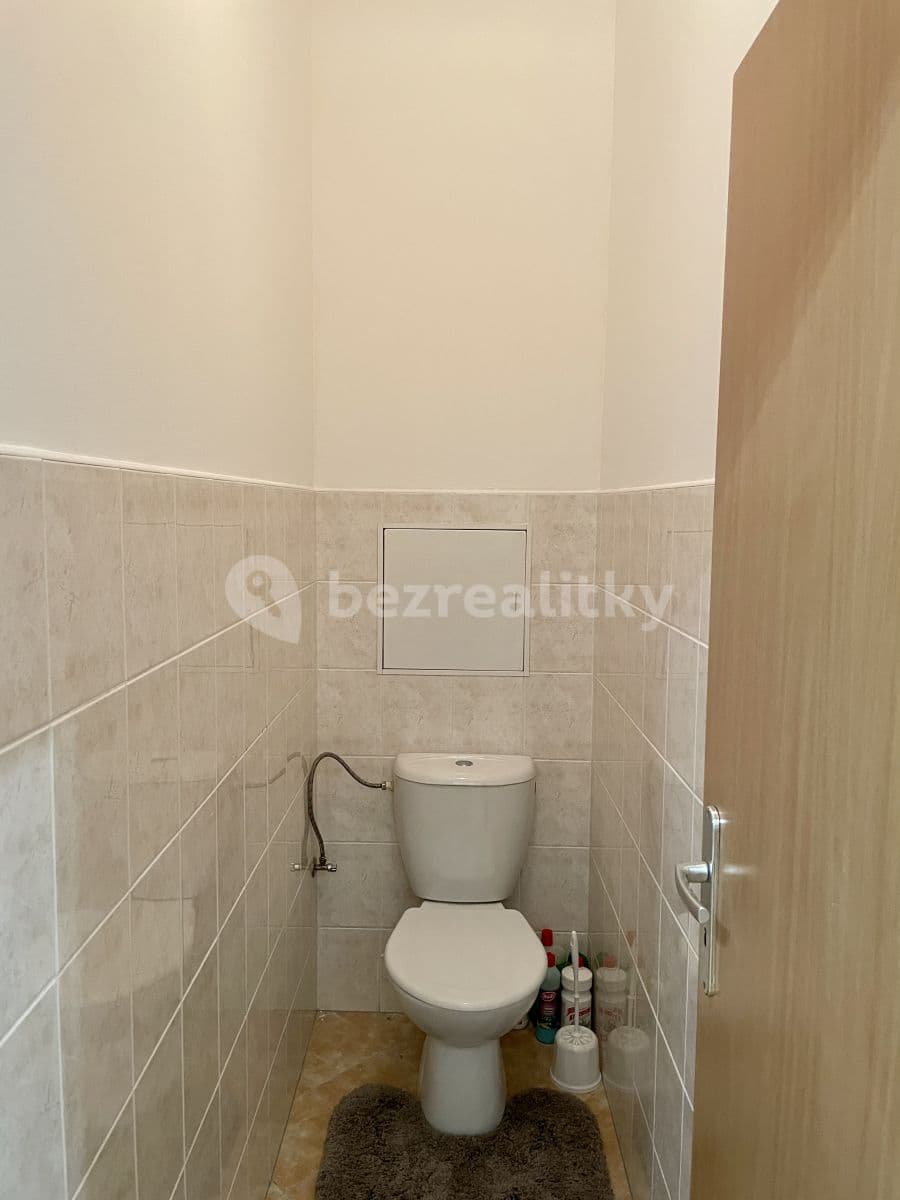 1 bedroom with open-plan kitchen flat to rent, 64 m², Topolová, Milovice, Středočeský Region 1 bedroom with open-plan kitchen flat to rent, 64 m², Topolová, Milovice, Středočeský Region