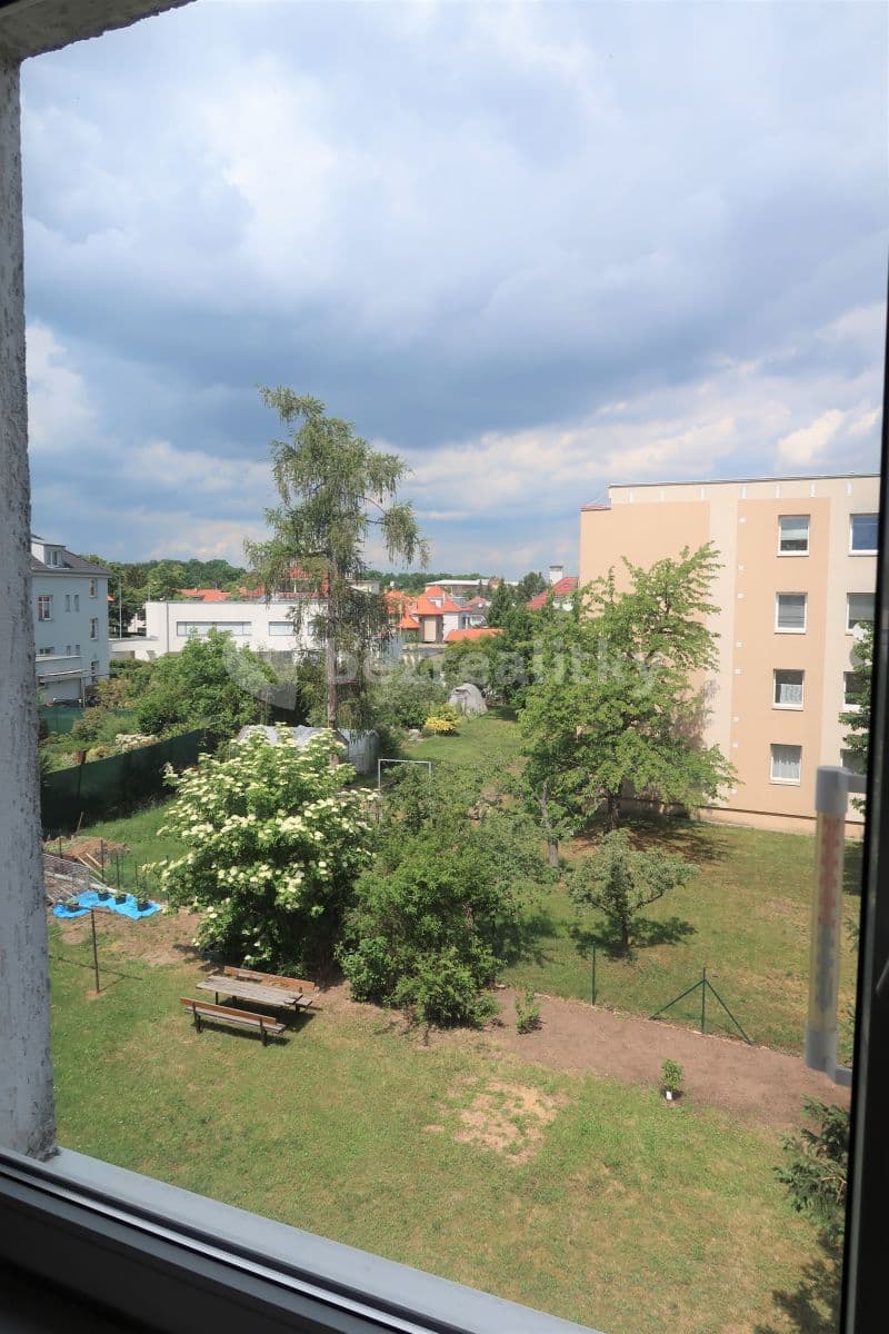 2 bedroom with open-plan kitchen flat to rent, 57 m², V Pláni, Prague, Prague 2 bedroom with open-plan kitchen flat to rent, 57 m², V Pláni, Prague, Prague