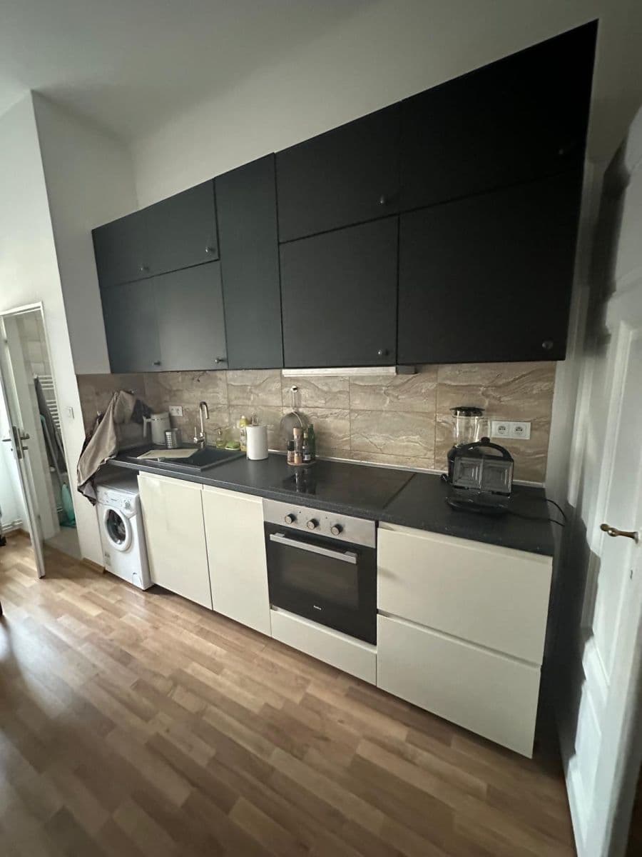 2 bedroom with open-plan kitchen flat to rent, 68 m², Malířská, Prague, Prague 2 bedroom with open-plan kitchen flat to rent, 68 m², Malířská, Prague, Prague