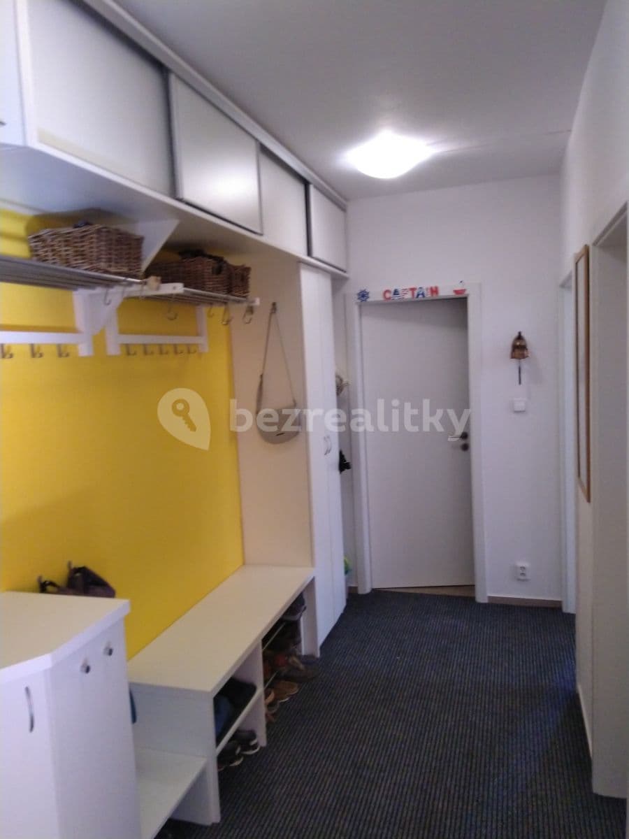 2 bedroom with open-plan kitchen flat to rent, 112 m², Javorová, Liberec, Liberecký Region 2 bedroom with open-plan kitchen flat to rent, 112 m², Javorová, Liberec, Liberecký Region