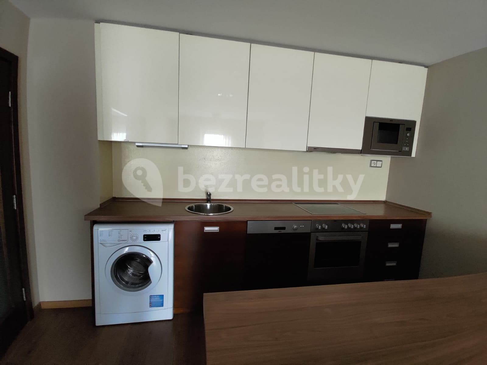 2 bedroom with open-plan kitchen flat to rent, 78 m², U Borského parku, Plzeň, Plzeňský Region 2 bedroom with open-plan kitchen flat to rent, 78 m², U Borského parku, Plzeň, Plzeňský Region