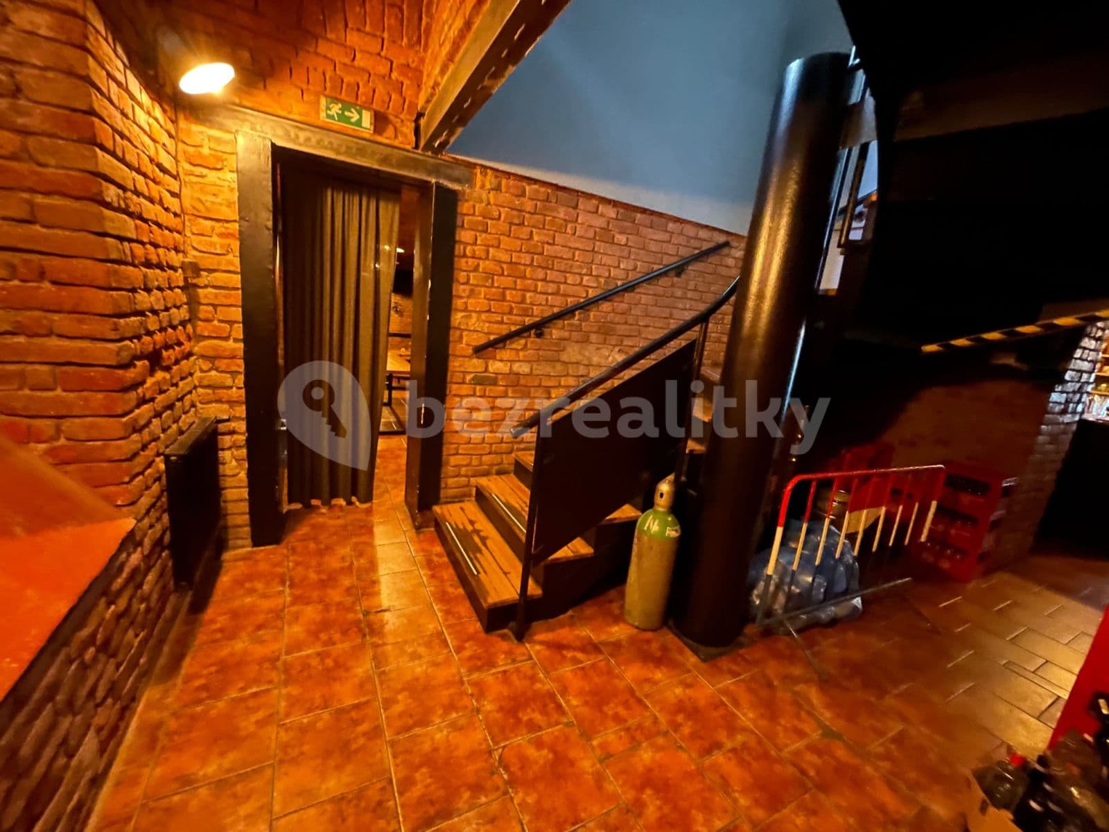 non-residential property to rent, 350 m², Prague, Prague