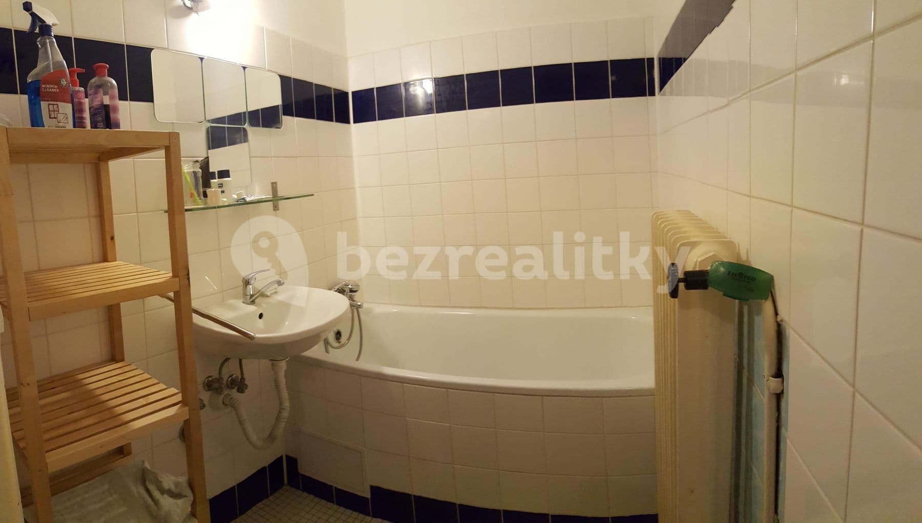 1 bedroom flat to rent, 42 m², Fráni Šrámka, Prague, Prague 1 bedroom flat to rent, 42 m², Fráni Šrámka, Prague, Prague