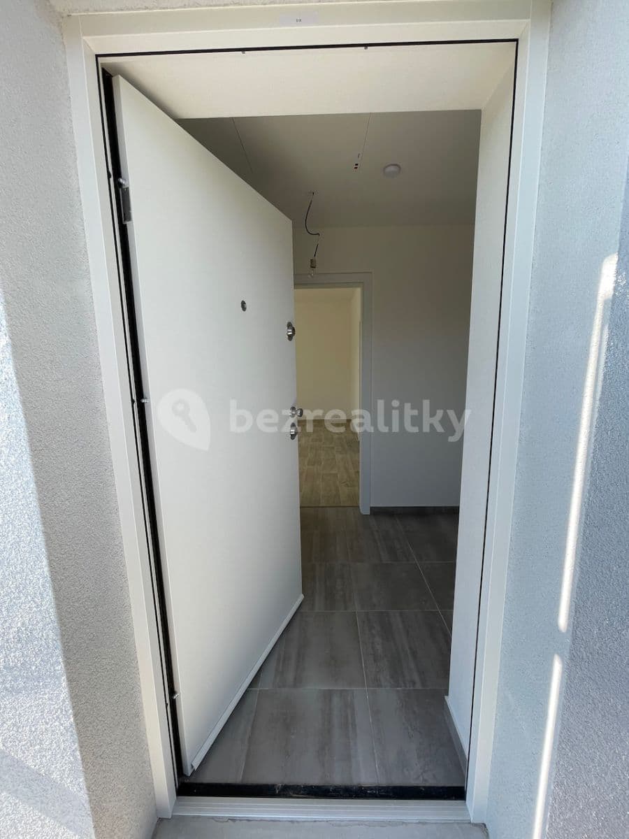 1 bedroom with open-plan kitchen flat to rent, 48 m², Urbáškova, Bučovice, Jihomoravský Region 1 bedroom with open-plan kitchen flat to rent, 48 m², Urbáškova, Bučovice, Jihomoravský Region