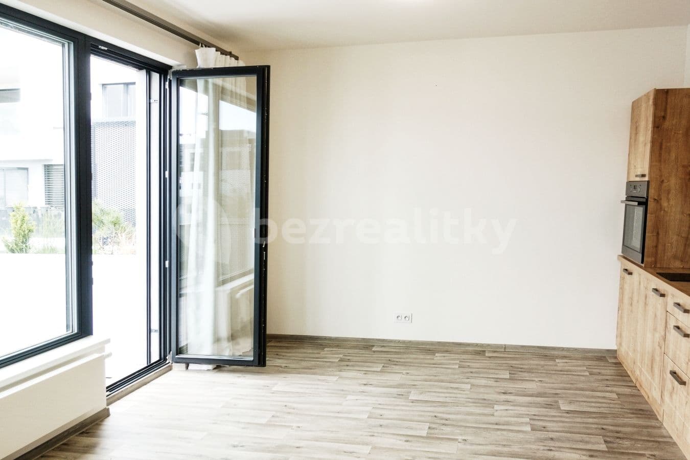 Studio flat to rent, 32 m², Kloudova, Prague, Prague Studio flat to rent, 32 m², Kloudova, Prague, Prague