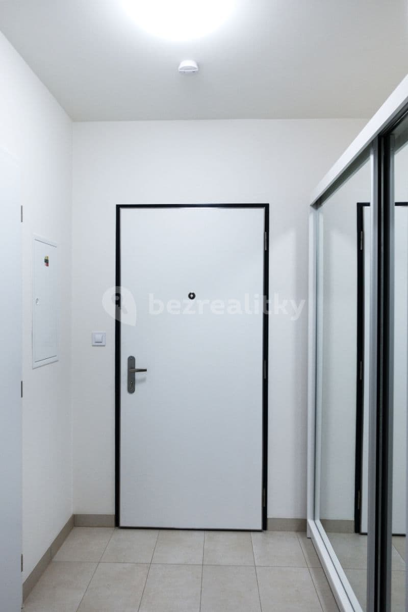Studio flat to rent, 32 m², Kloudova, Prague, Prague Studio flat to rent, 32 m², Kloudova, Prague, Prague