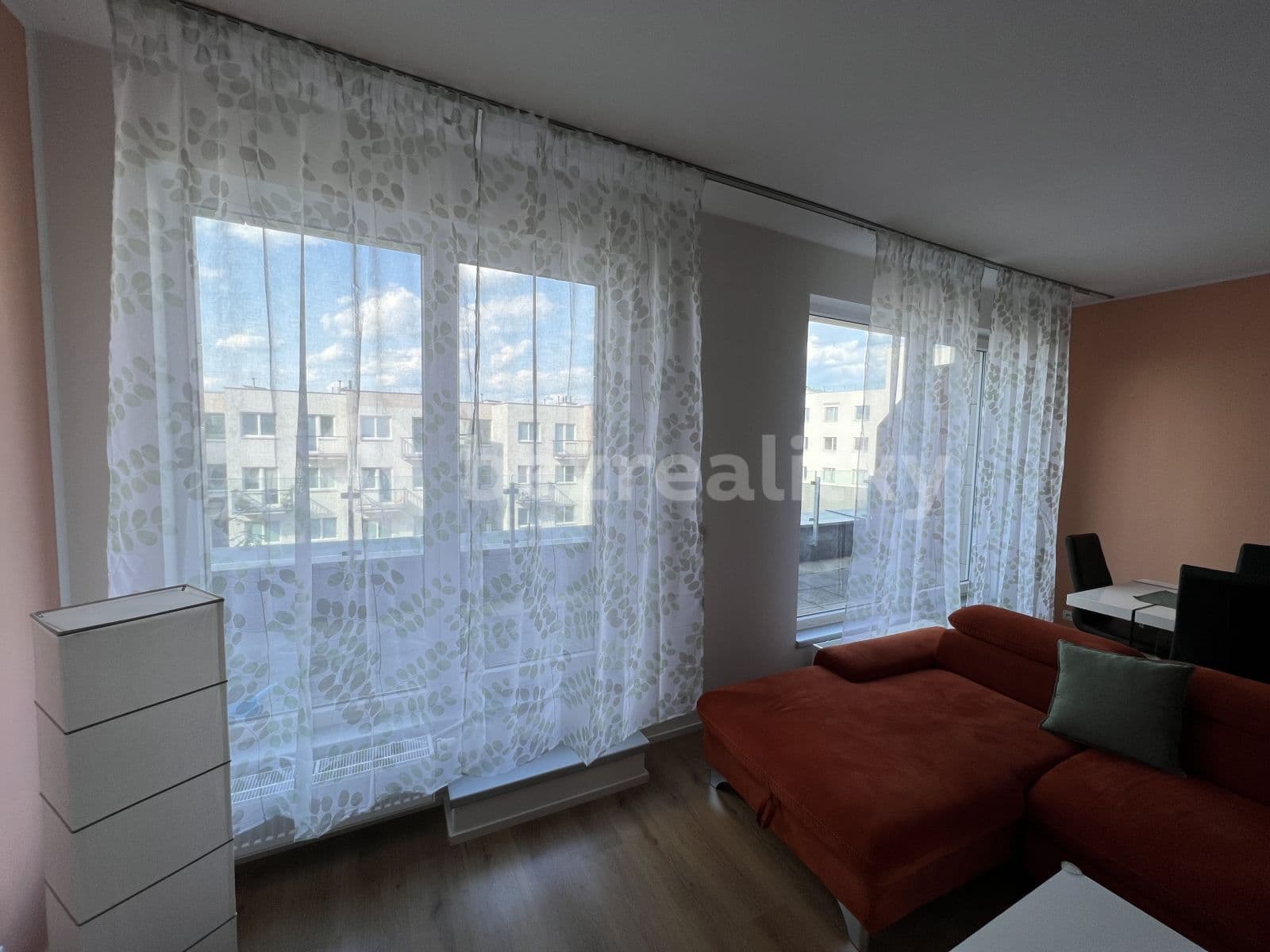 1 bedroom with open-plan kitchen flat to rent, 64 m², Prague, Prague 1 bedroom with open-plan kitchen flat to rent, 64 m², Prague, Prague