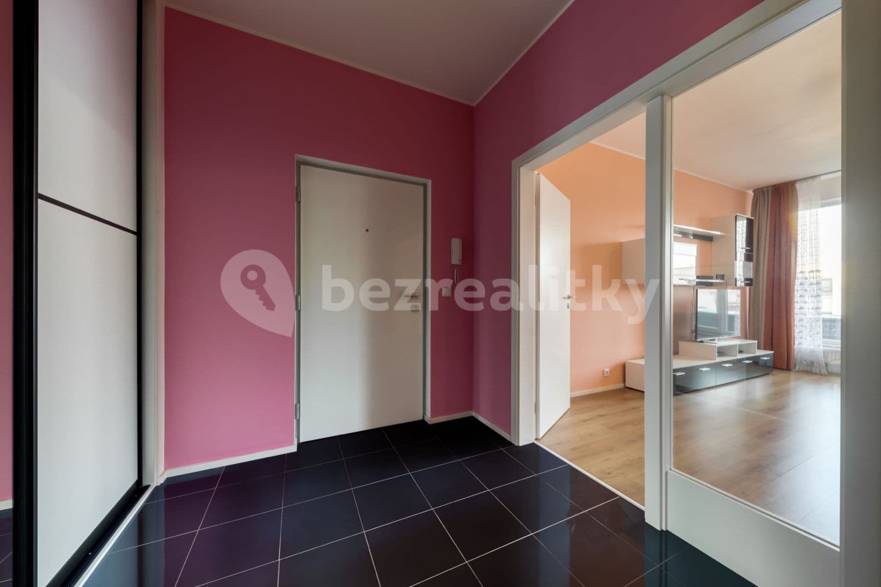 1 bedroom with open-plan kitchen flat to rent, 64 m², Prague, Prague 1 bedroom with open-plan kitchen flat to rent, 64 m², Prague, Prague
