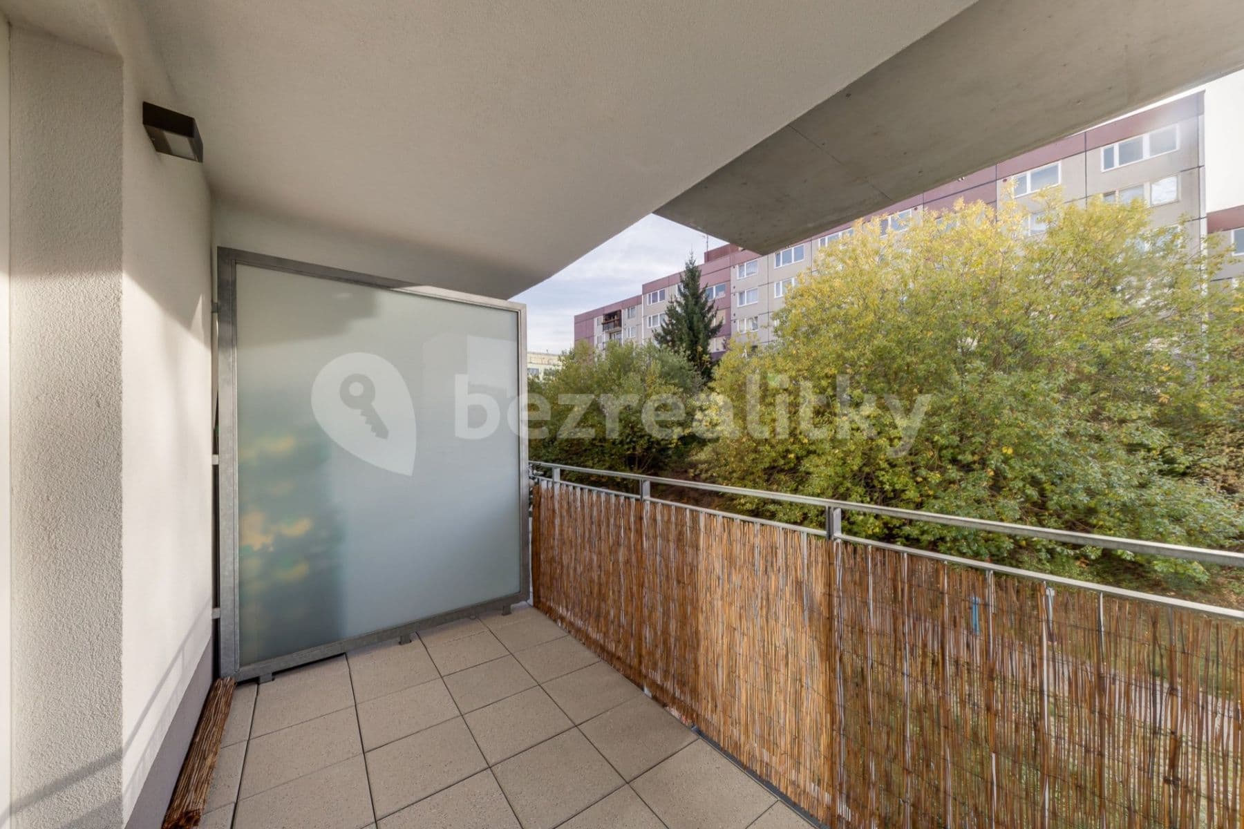 1 bedroom with open-plan kitchen flat to rent, 64 m², Prague, Prague 1 bedroom with open-plan kitchen flat to rent, 64 m², Prague, Prague