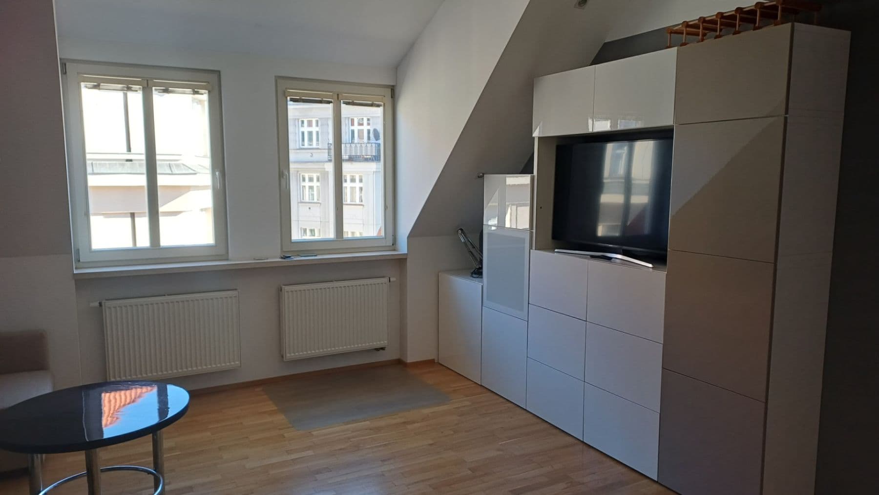 1 bedroom with open-plan kitchen flat to rent, 60 m², Bulharská, Prague, Prague 1 bedroom with open-plan kitchen flat to rent, 60 m², Bulharská, Prague, Prague