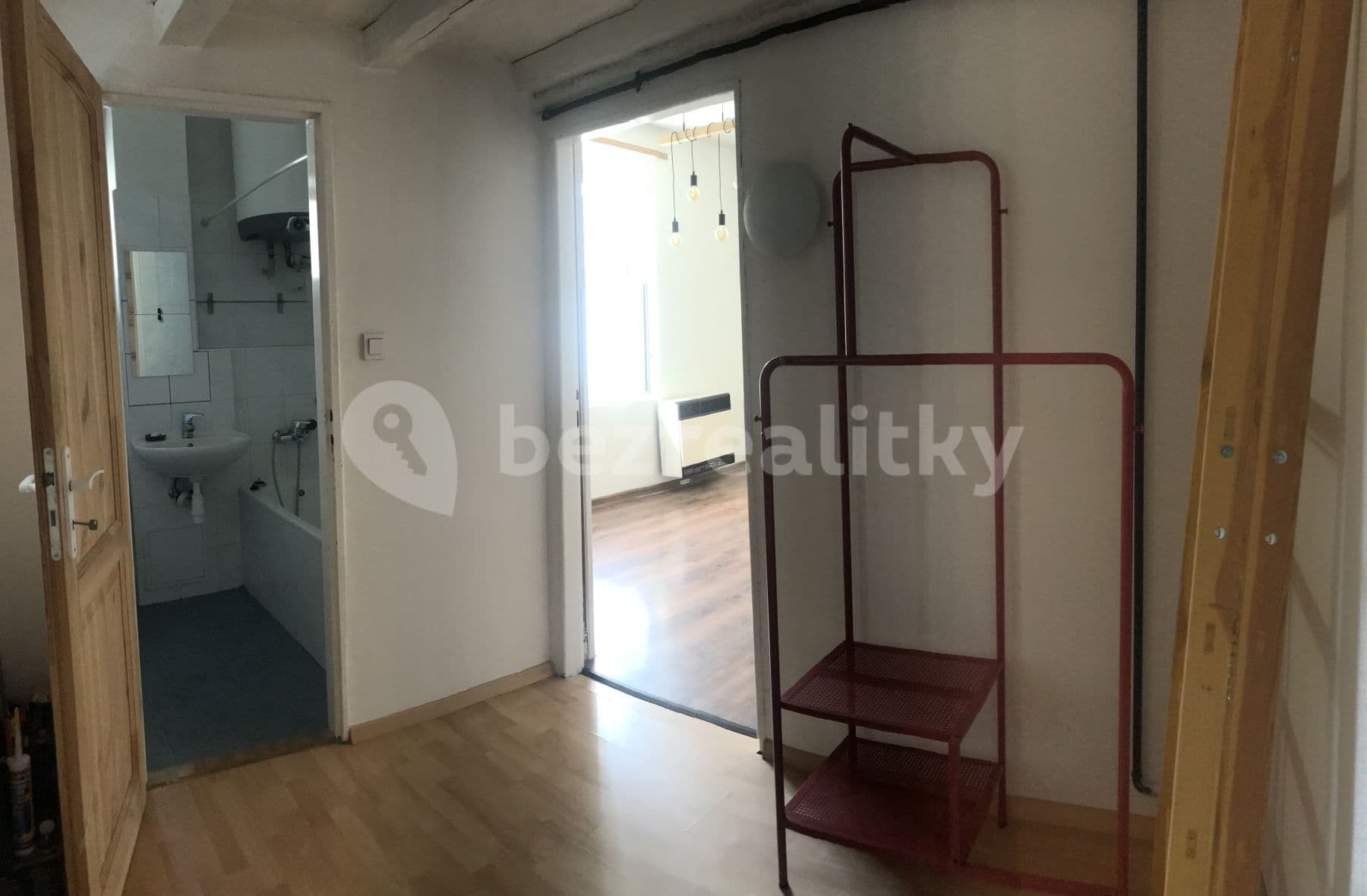 1 bedroom flat to rent, 44 m², Adamovská, Prague, Prague 1 bedroom flat to rent, 44 m², Adamovská, Prague, Prague