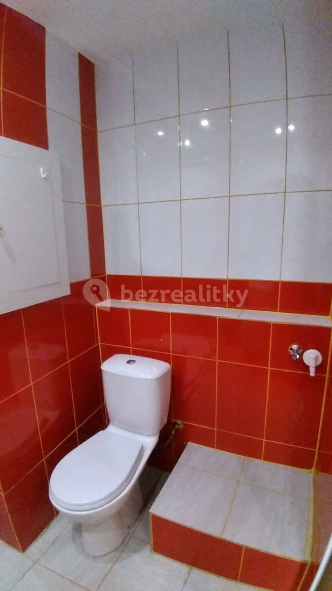 1 bedroom with open-plan kitchen flat to rent, 41 m², U Hvězdy, Kladno, Středočeský Region 1 bedroom with open-plan kitchen flat to rent, 41 m², U Hvězdy, Kladno, Středočeský Region