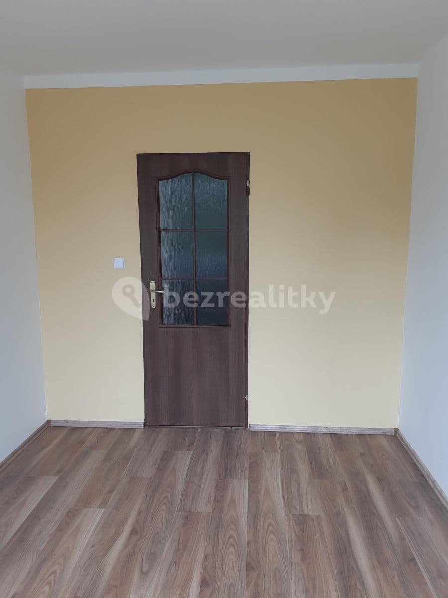 1 bedroom with open-plan kitchen flat to rent, 41 m², U Hvězdy, Kladno, Středočeský Region 1 bedroom with open-plan kitchen flat to rent, 41 m², U Hvězdy, Kladno, Středočeský Region