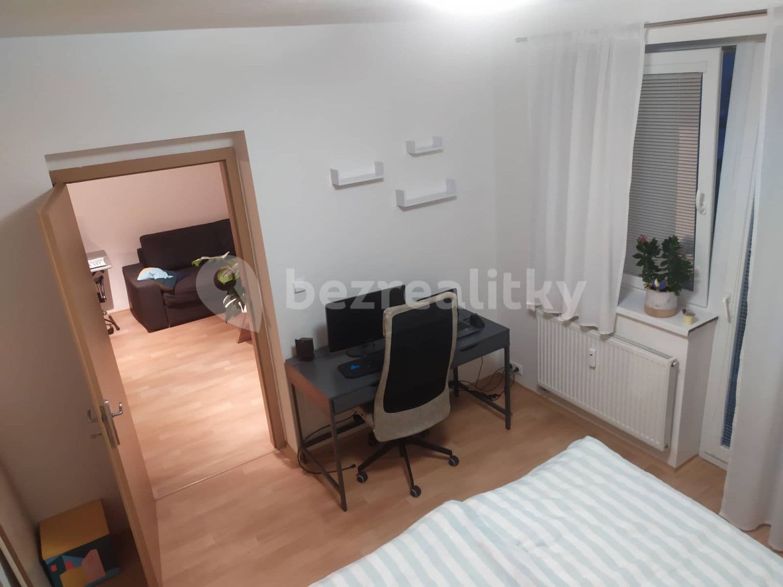 1 bedroom with open-plan kitchen flat to rent, 48 m², Zderadova, Brno, Jihomoravský Region 1 bedroom with open-plan kitchen flat to rent, 48 m², Zderadova, Brno, Jihomoravský Region