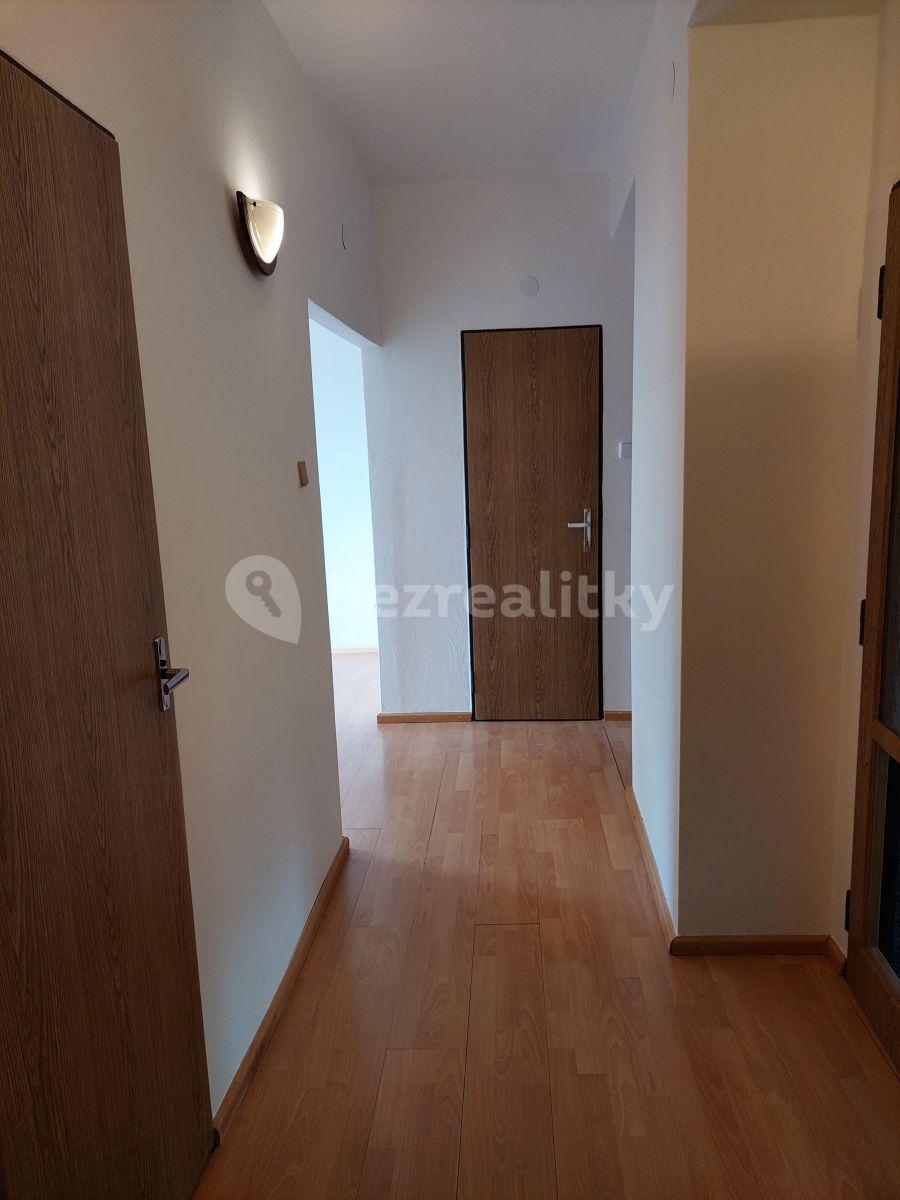 3 bedroom flat to rent, 66 m², Brožíkova, Stříbro, Plzeňský Region