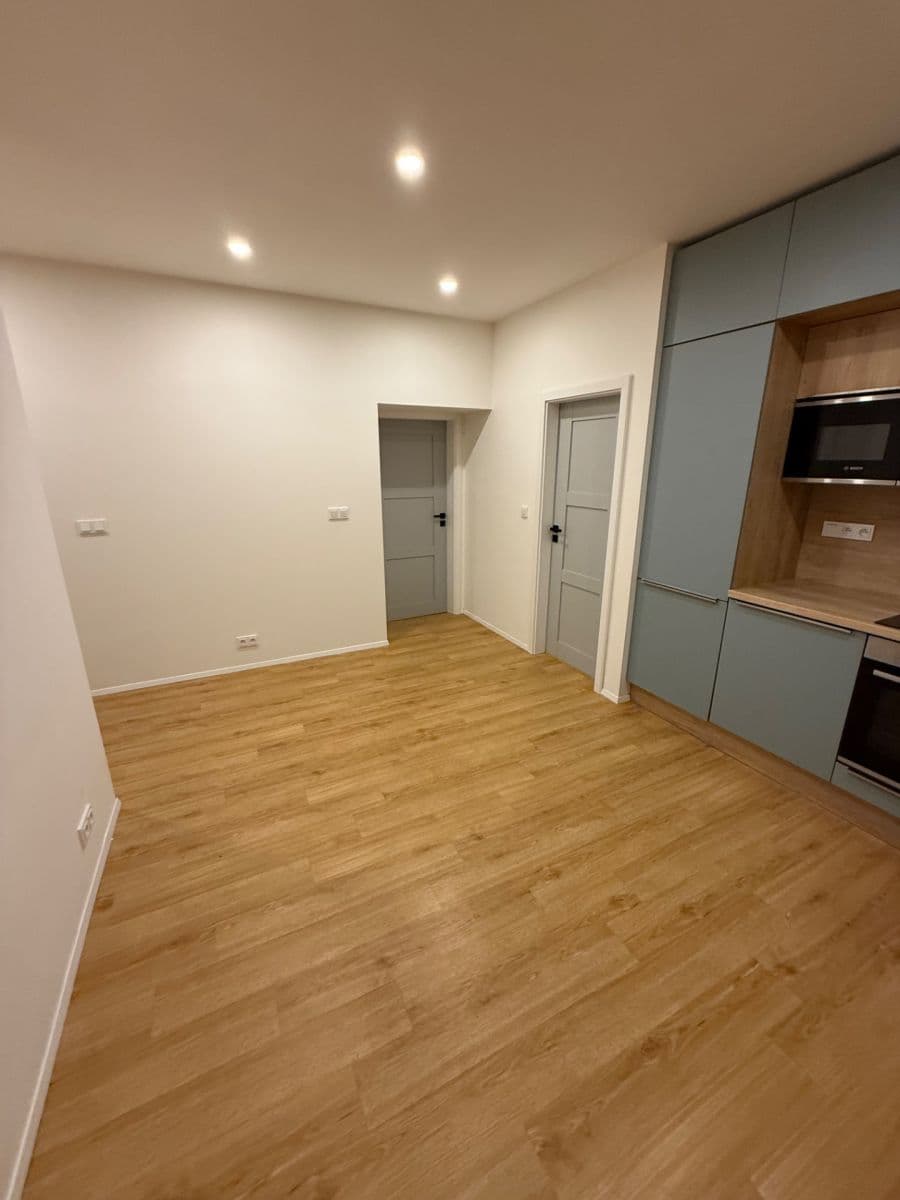 2 bedroom flat to rent, 63 m², Resslova, Ústí nad Labem, Ústecký Region 2 bedroom flat to rent, 63 m², Resslova, Ústí nad Labem, Ústecký Region