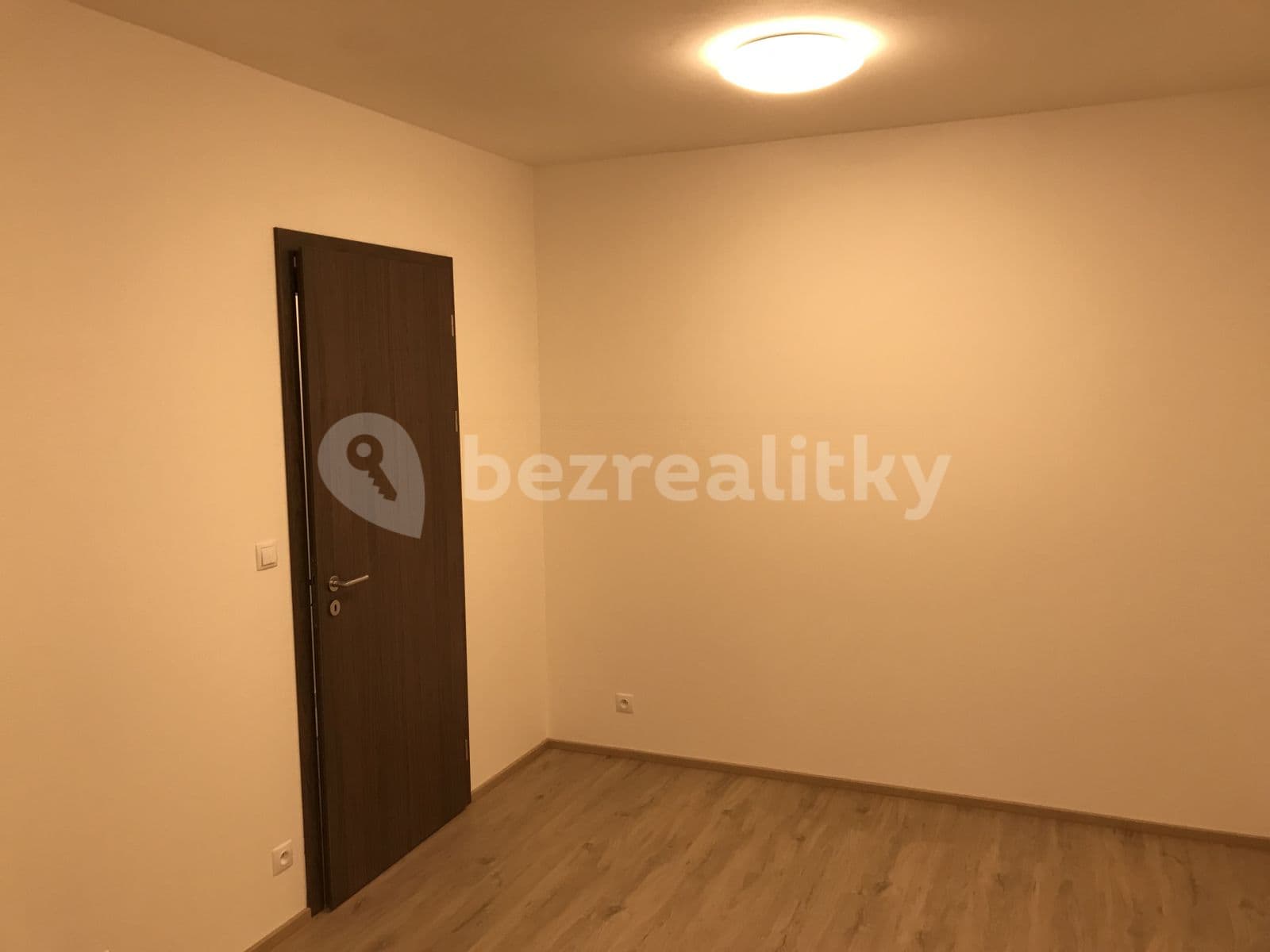 1 bedroom with open-plan kitchen flat to rent, 58 m², Toufarova, Prague, Prague 1 bedroom with open-plan kitchen flat to rent, 58 m², Toufarova, Prague, Prague