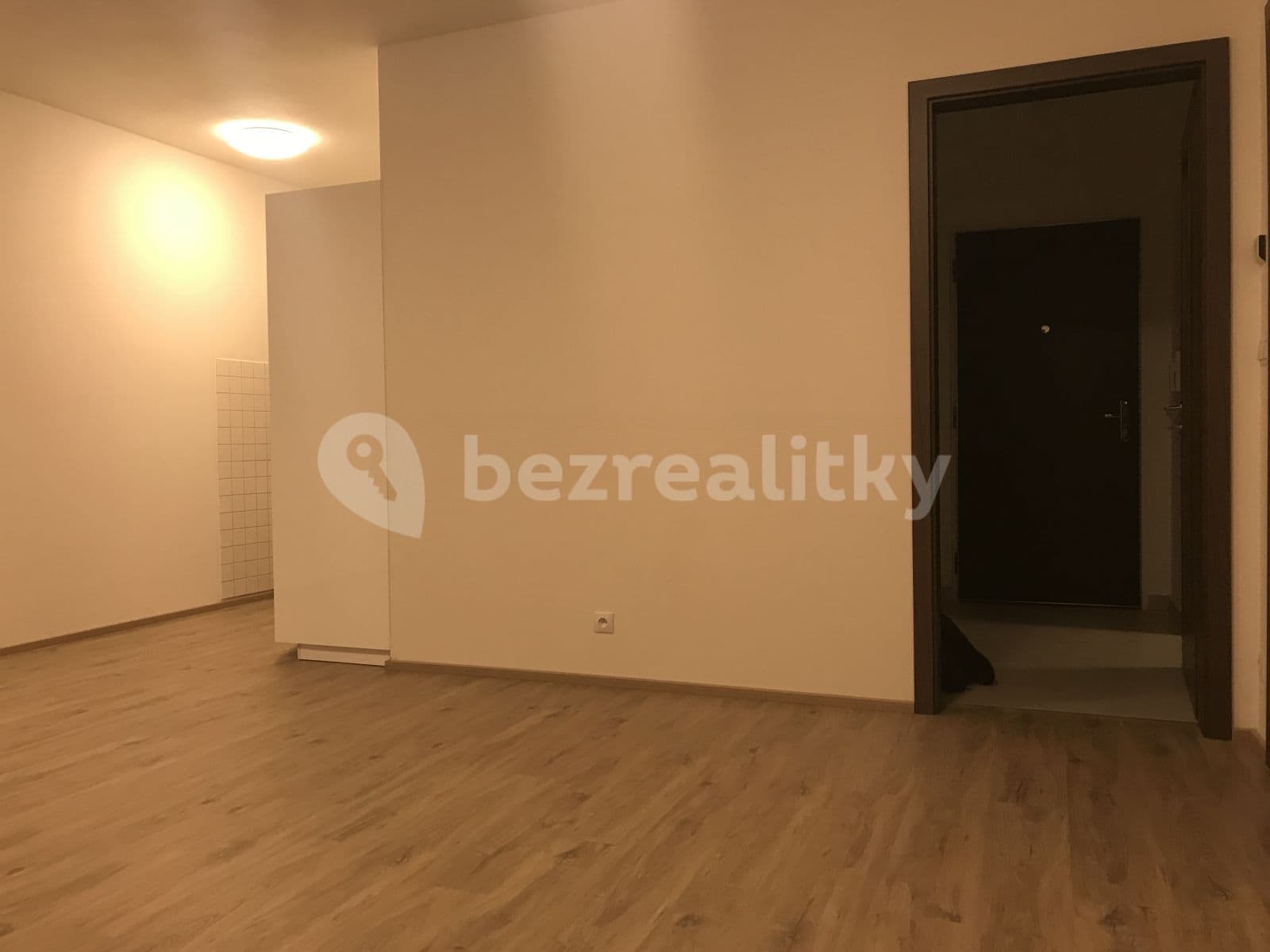 1 bedroom with open-plan kitchen flat to rent, 58 m², Toufarova, Prague, Prague 1 bedroom with open-plan kitchen flat to rent, 58 m², Toufarova, Prague, Prague