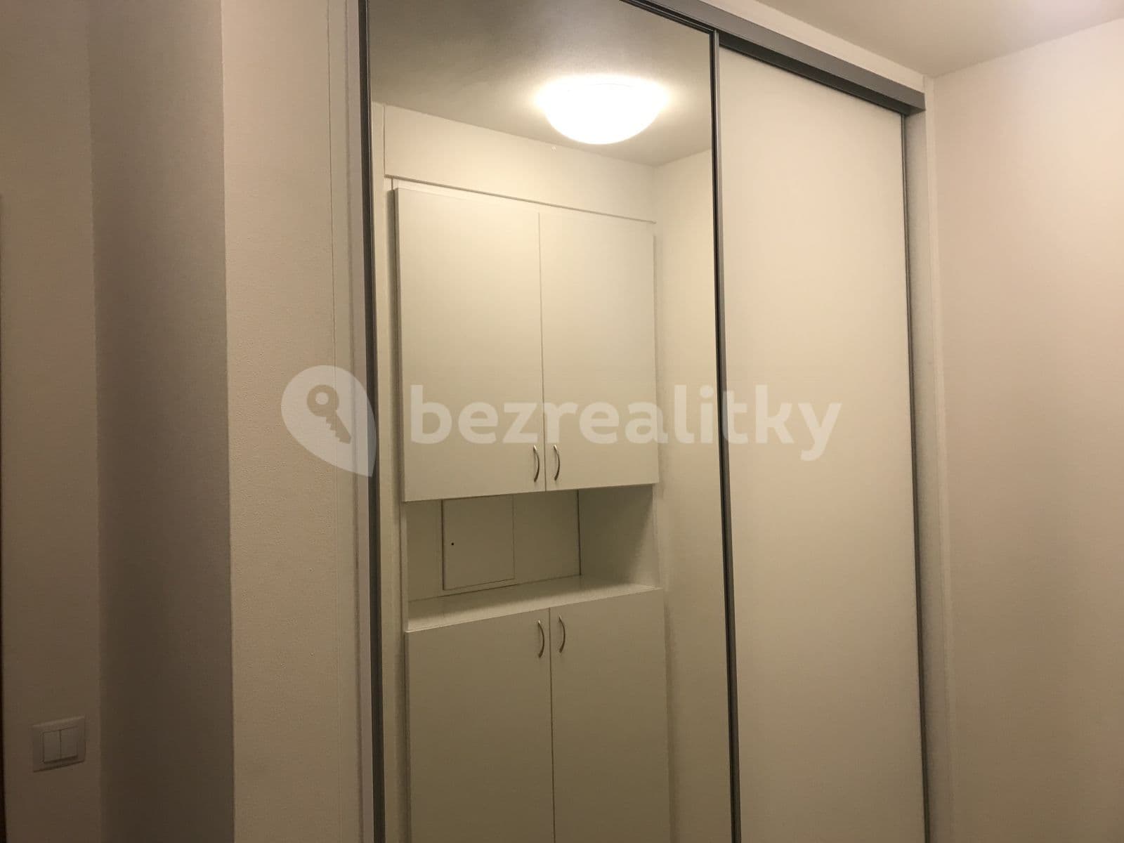 1 bedroom with open-plan kitchen flat to rent, 58 m², Toufarova, Prague, Prague 1 bedroom with open-plan kitchen flat to rent, 58 m², Toufarova, Prague, Prague