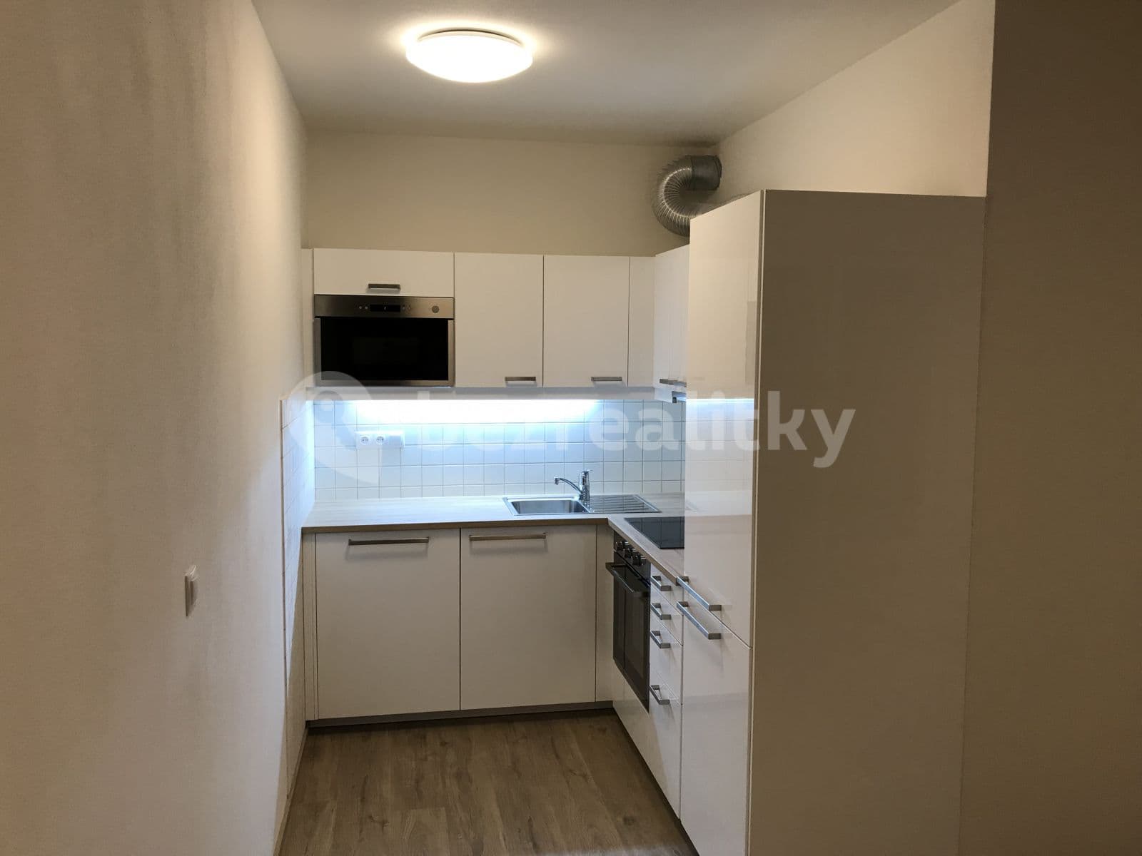 1 bedroom with open-plan kitchen flat to rent, 58 m², Toufarova, Prague, Prague 1 bedroom with open-plan kitchen flat to rent, 58 m², Toufarova, Prague, Prague
