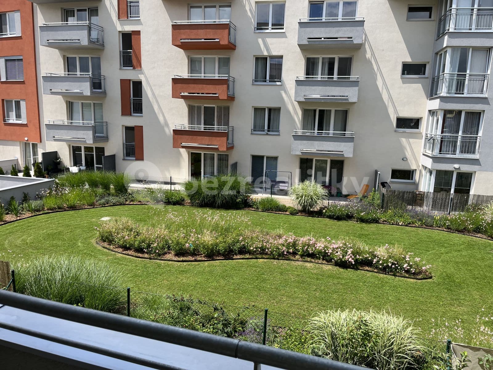 1 bedroom with open-plan kitchen flat to rent, 58 m², Toufarova, Prague, Prague 1 bedroom with open-plan kitchen flat to rent, 58 m², Toufarova, Prague, Prague
