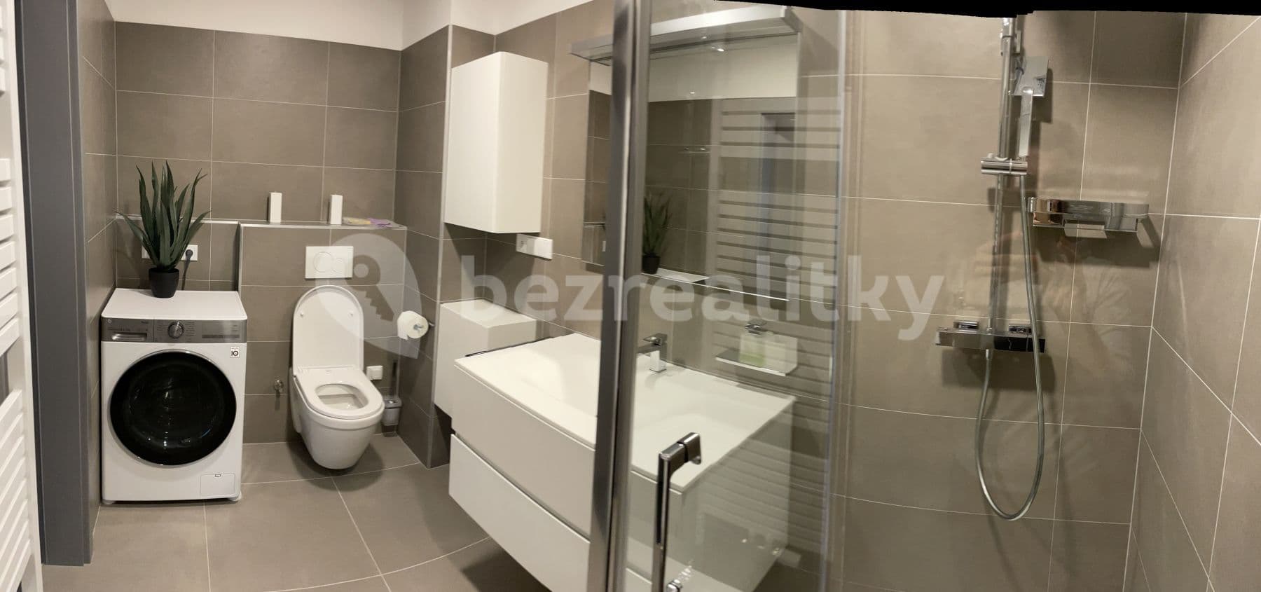 1 bedroom with open-plan kitchen flat to rent, 65 m², Kunštátská, Poděbrady, Středočeský Region 1 bedroom with open-plan kitchen flat to rent, 65 m², Kunštátská, Poděbrady, Středočeský Region