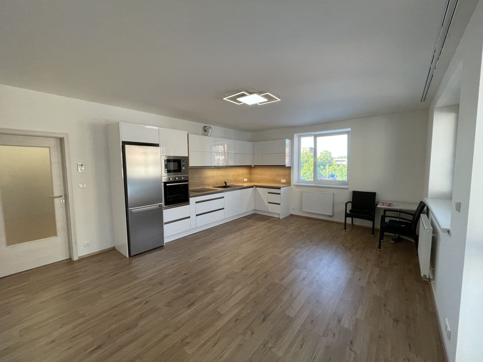 1 bedroom with open-plan kitchen flat to rent, 60 m², Odolena Voda, Středočeský Region 1 bedroom with open-plan kitchen flat to rent, 60 m², Odolena Voda, Středočeský Region