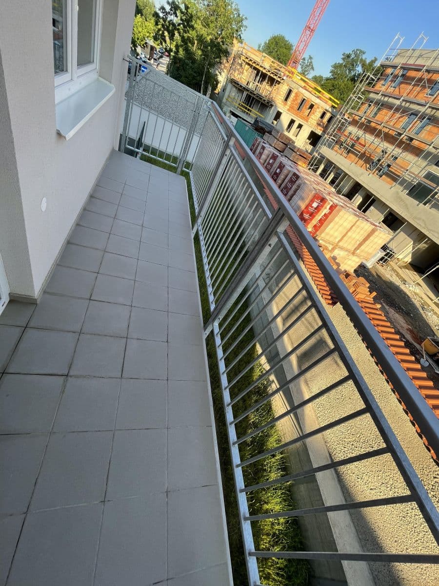 1 bedroom with open-plan kitchen flat to rent, 60 m², Odolena Voda, Středočeský Region 1 bedroom with open-plan kitchen flat to rent, 60 m², Odolena Voda, Středočeský Region