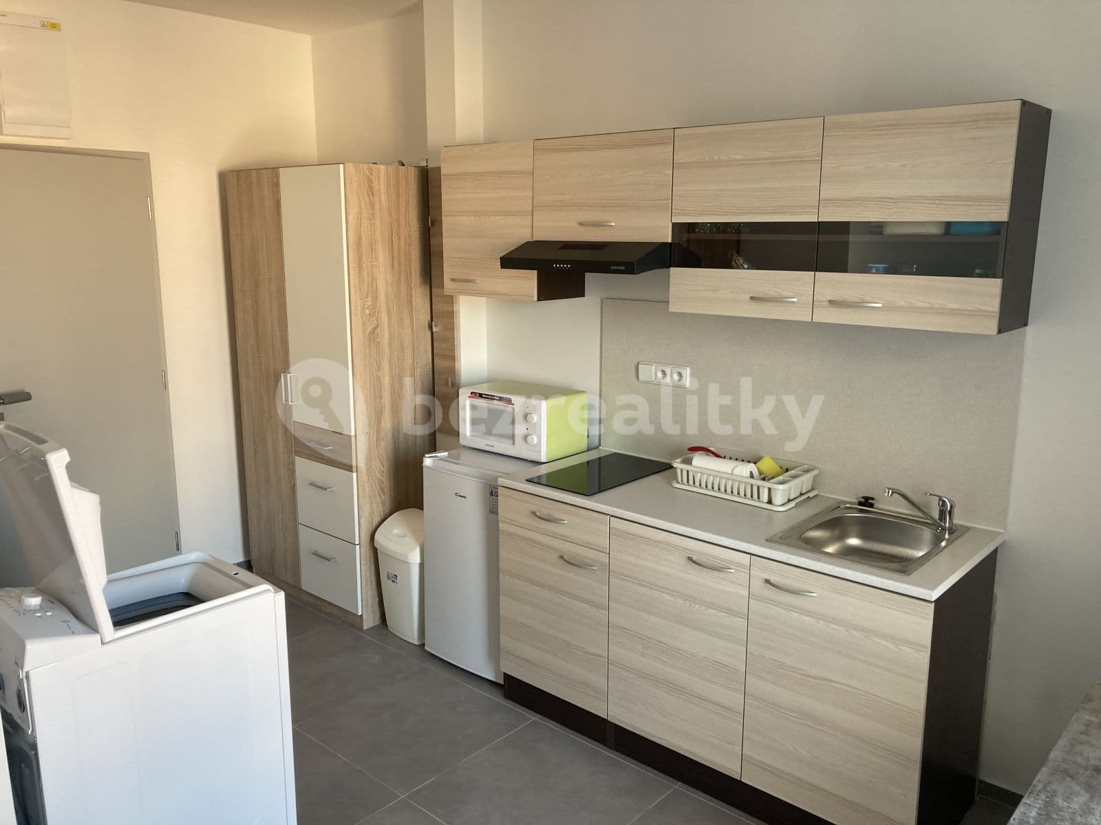Small studio flat to rent, 19 m², Křenová, Brno, Jihomoravský Region Small studio flat to rent, 19 m², Křenová, Brno, Jihomoravský Region