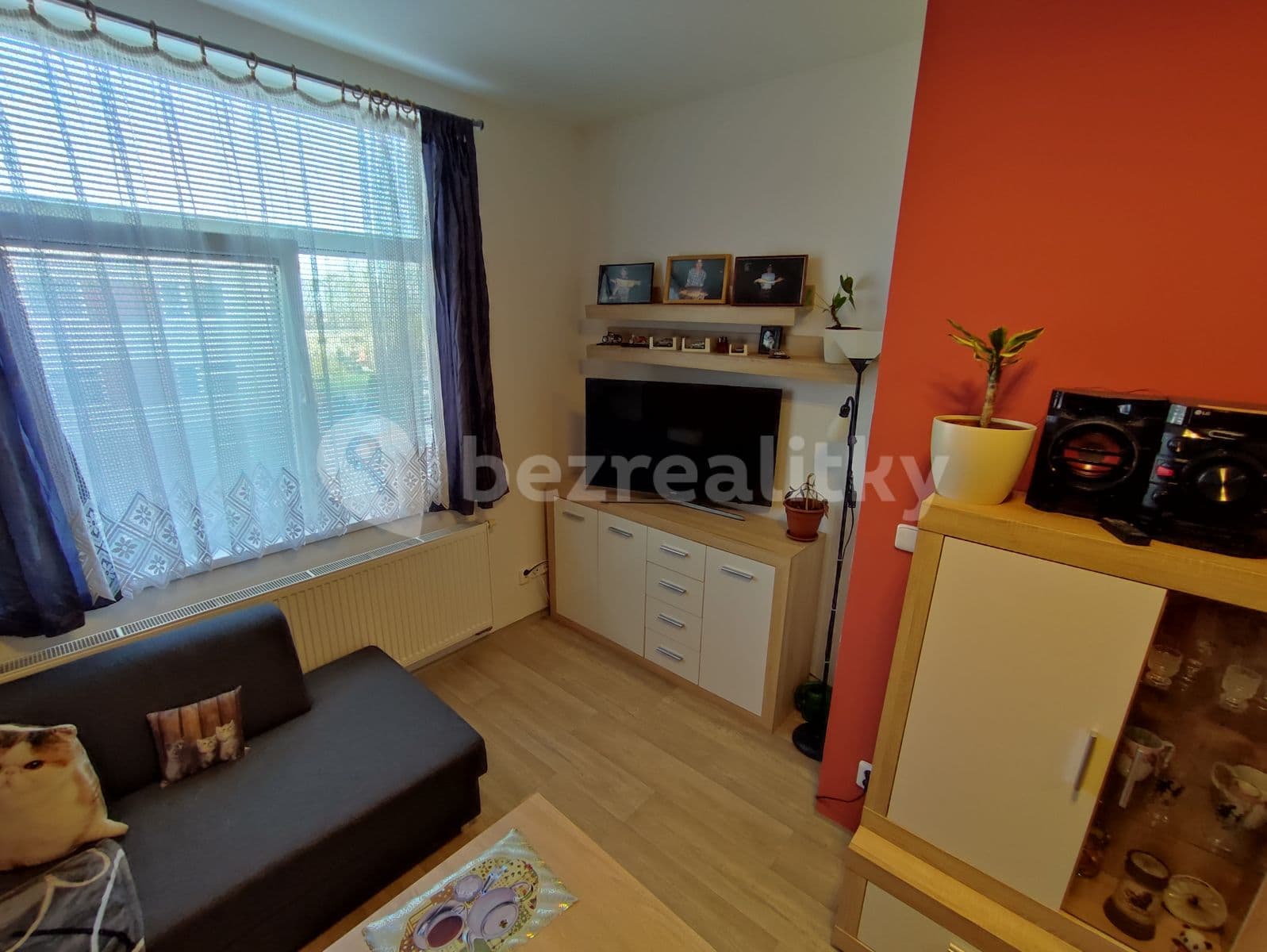 1 bedroom with open-plan kitchen flat for sale, 49 m², Milovice, Středočeský Region 1 bedroom with open-plan kitchen flat for sale, 49 m², Milovice, Středočeský Region