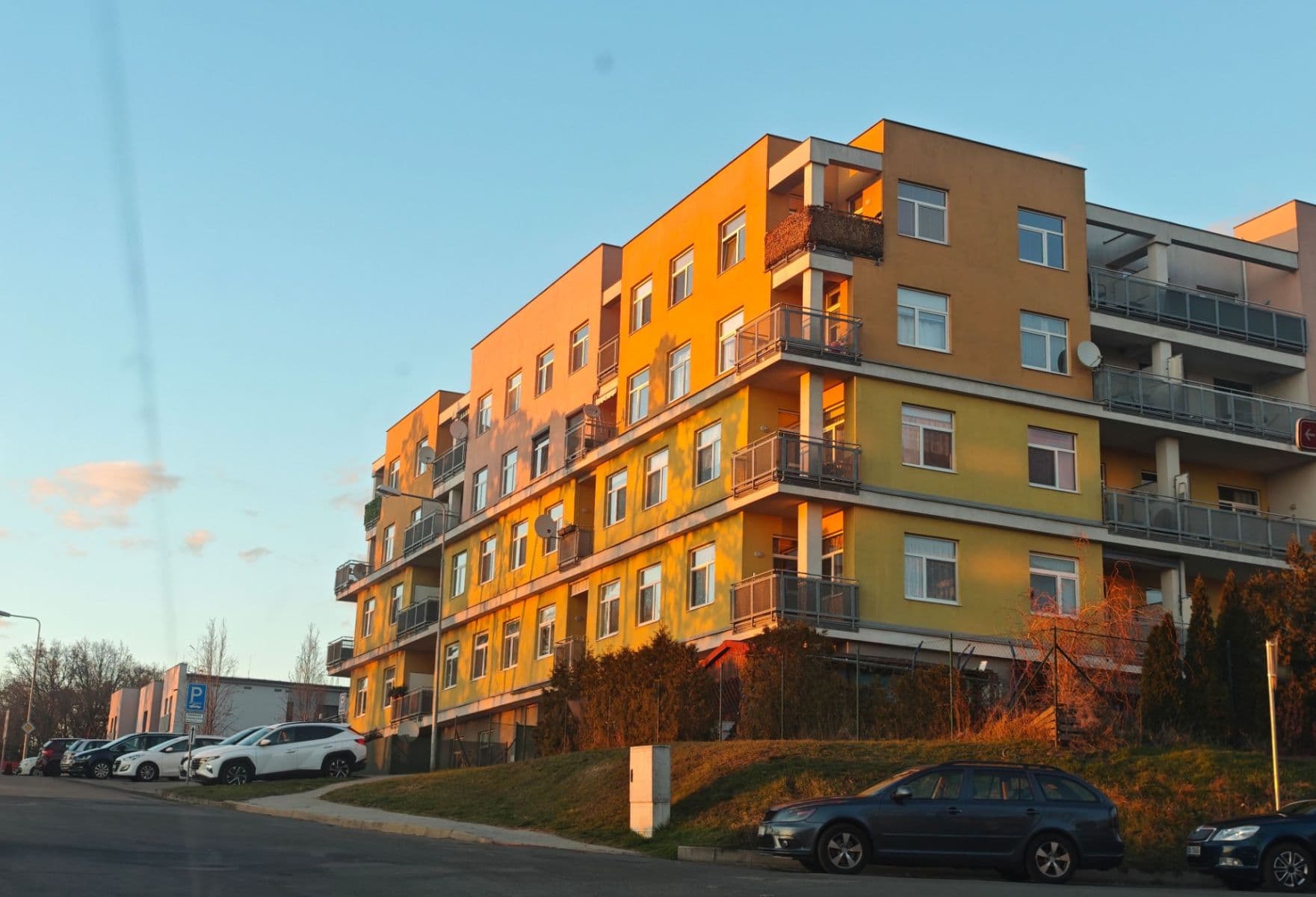 1 bedroom with open-plan kitchen flat for sale, 49 m², Milovice, Středočeský Region 1 bedroom with open-plan kitchen flat for sale, 49 m², Milovice, Středočeský Region