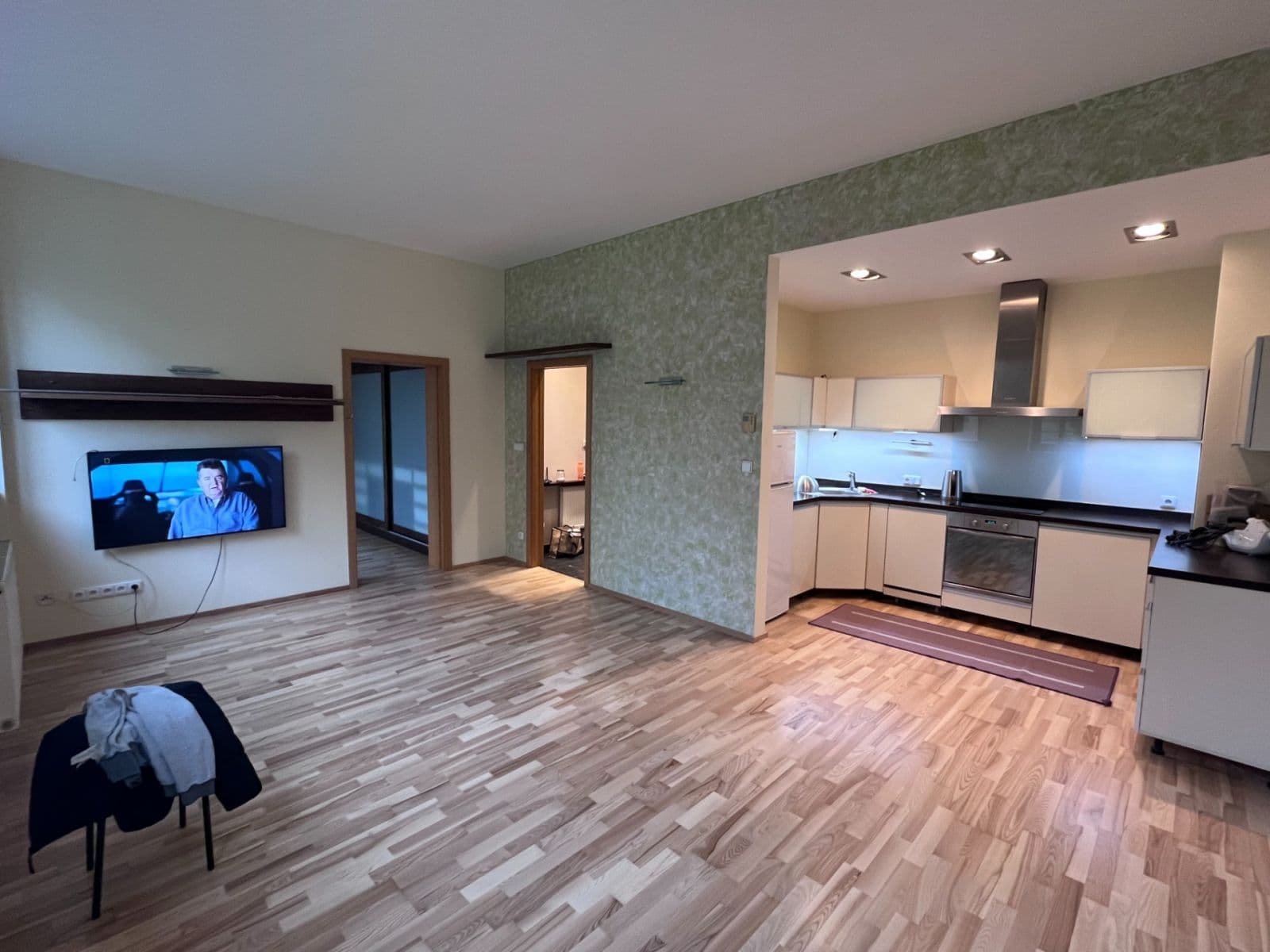 1 bedroom with open-plan kitchen flat to rent, 47 m², U reálky, Olomouc, Olomoucký Region 1 bedroom with open-plan kitchen flat to rent, 47 m², U reálky, Olomouc, Olomoucký Region