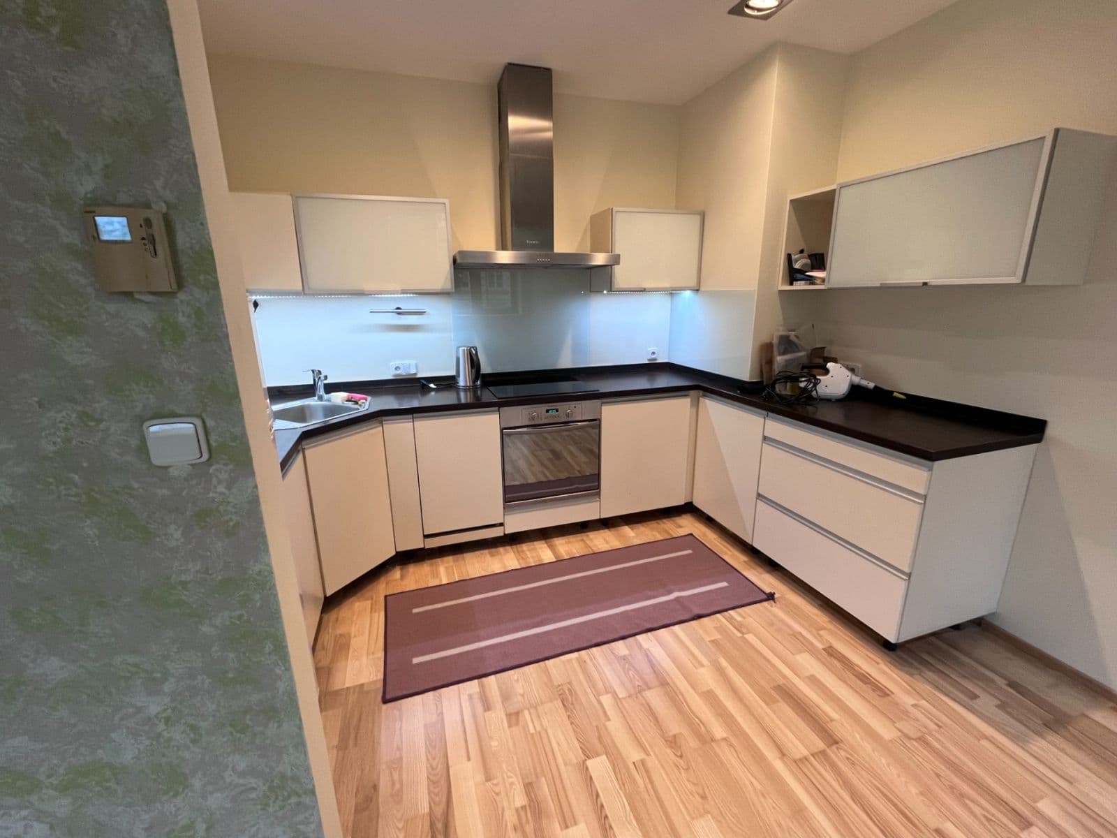 1 bedroom with open-plan kitchen flat to rent, 47 m², U reálky, Olomouc, Olomoucký Region 1 bedroom with open-plan kitchen flat to rent, 47 m², U reálky, Olomouc, Olomoucký Region