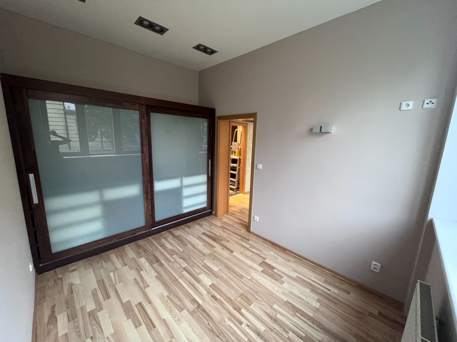 1 bedroom with open-plan kitchen flat to rent, 47 m², U reálky, Olomouc, Olomoucký Region 1 bedroom with open-plan kitchen flat to rent, 47 m², U reálky, Olomouc, Olomoucký Region