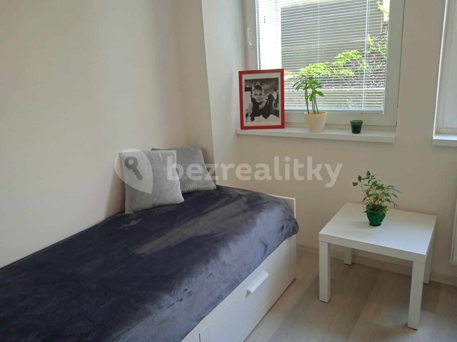 Studio flat to rent, 25 m², Perucká, Prague, Prague Studio flat to rent, 25 m², Perucká, Prague, Prague