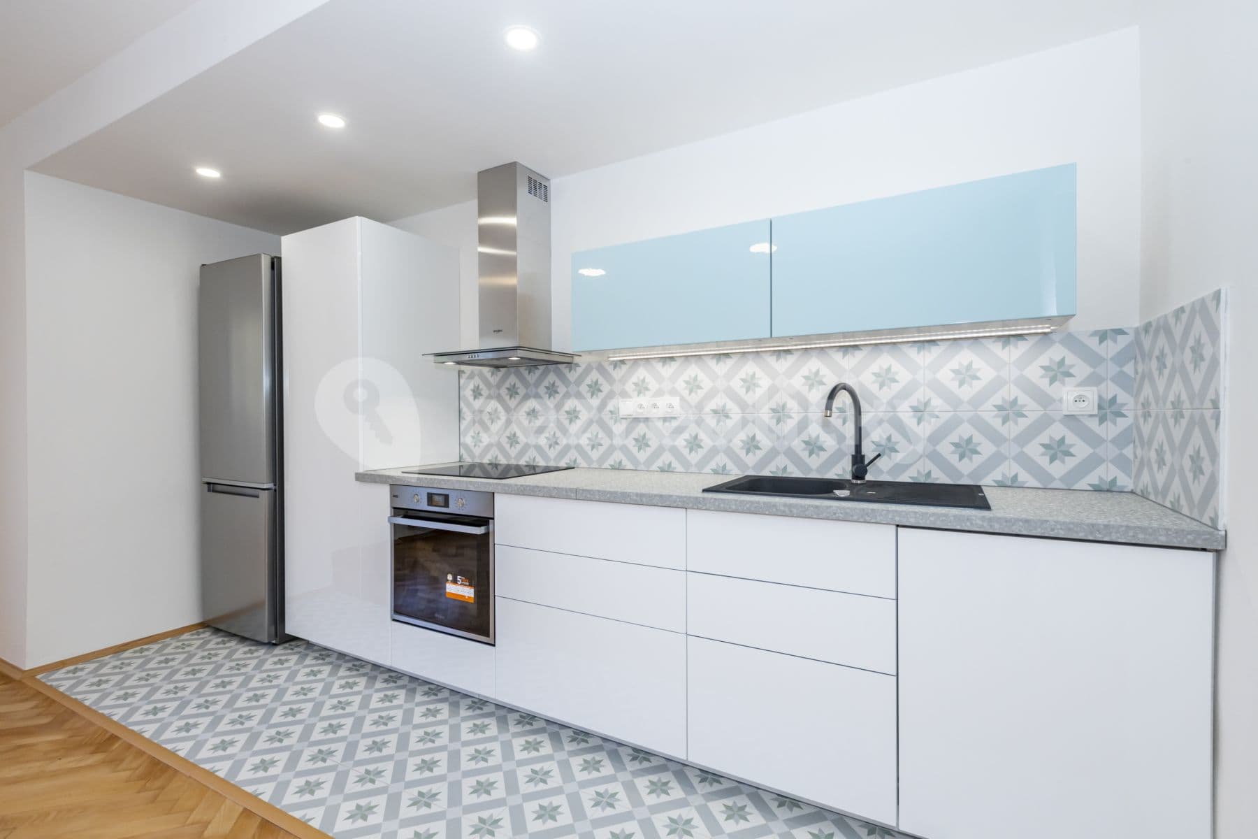 2 bedroom with open-plan kitchen flat to rent, 65 m², Dukelská, Odolena Voda, Středočeský Region 2 bedroom with open-plan kitchen flat to rent, 65 m², Dukelská, Odolena Voda, Středočeský Region