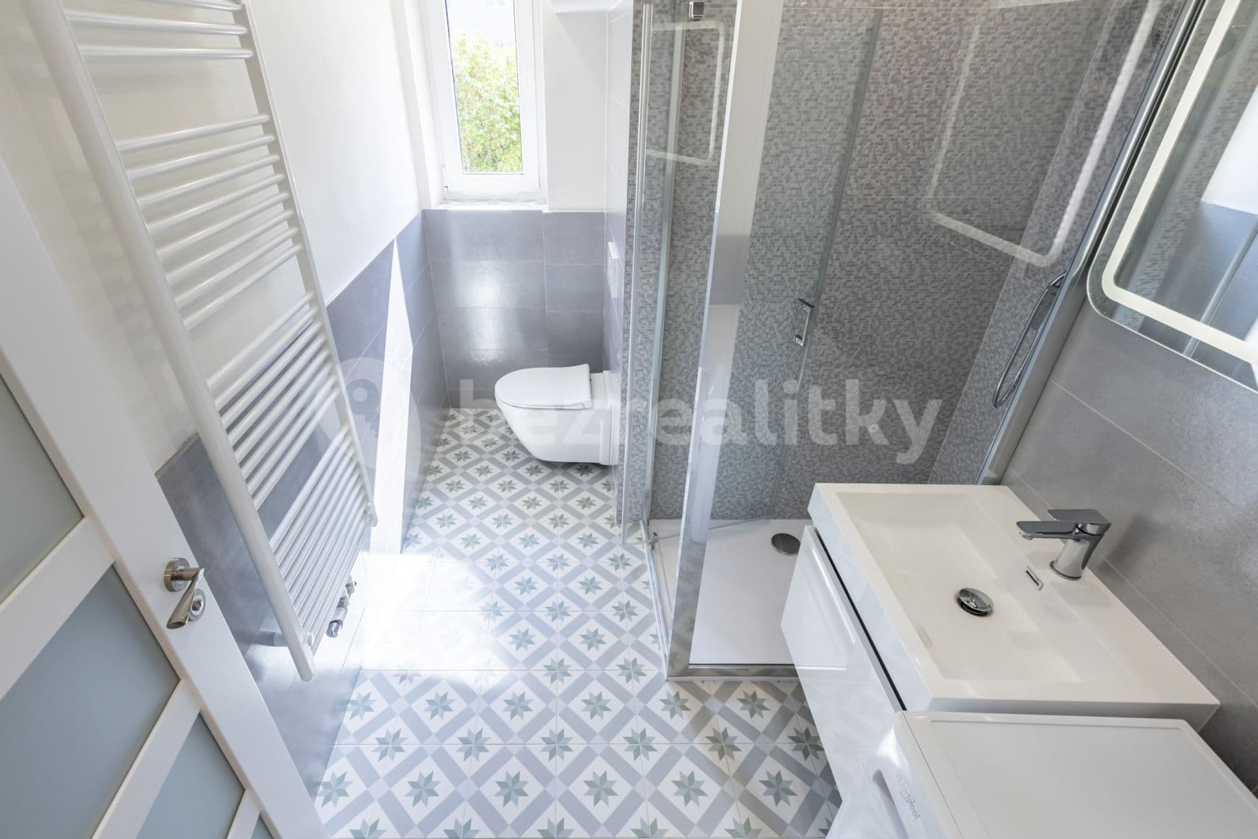 2 bedroom with open-plan kitchen flat to rent, 65 m², Dukelská, Odolena Voda, Středočeský Region 2 bedroom with open-plan kitchen flat to rent, 65 m², Dukelská, Odolena Voda, Středočeský Region