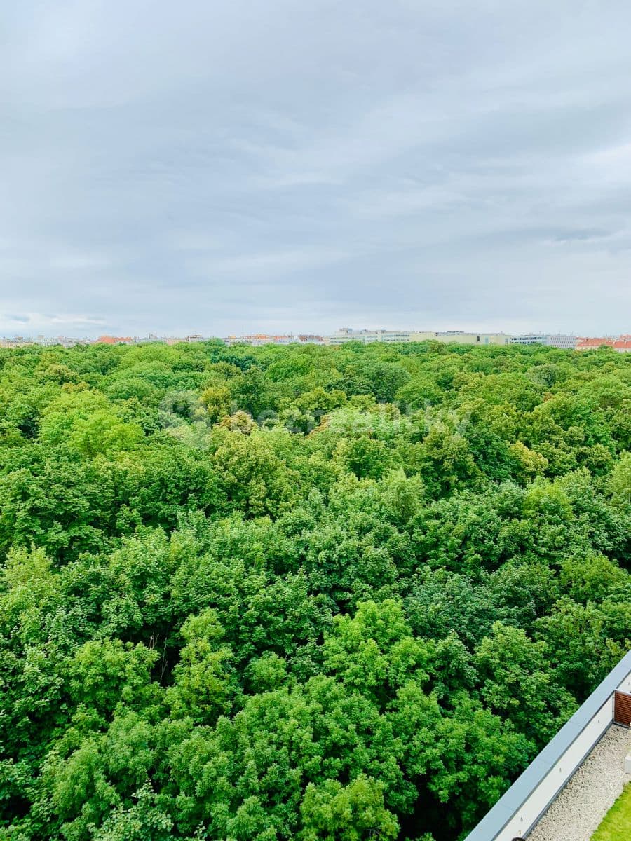 1 bedroom with open-plan kitchen flat to rent, 71 m², Olšanská, Prague, Prague 1 bedroom with open-plan kitchen flat to rent, 71 m², Olšanská, Prague, Prague