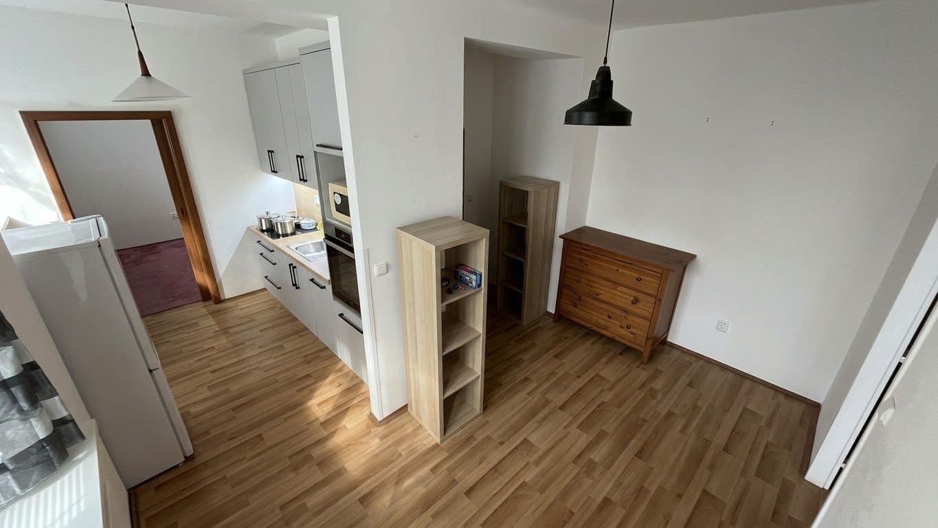 1 bedroom with open-plan kitchen flat to rent, 40 m², Moskevská, Kladno, Středočeský Region 1 bedroom with open-plan kitchen flat to rent, 40 m², Moskevská, Kladno, Středočeský Region