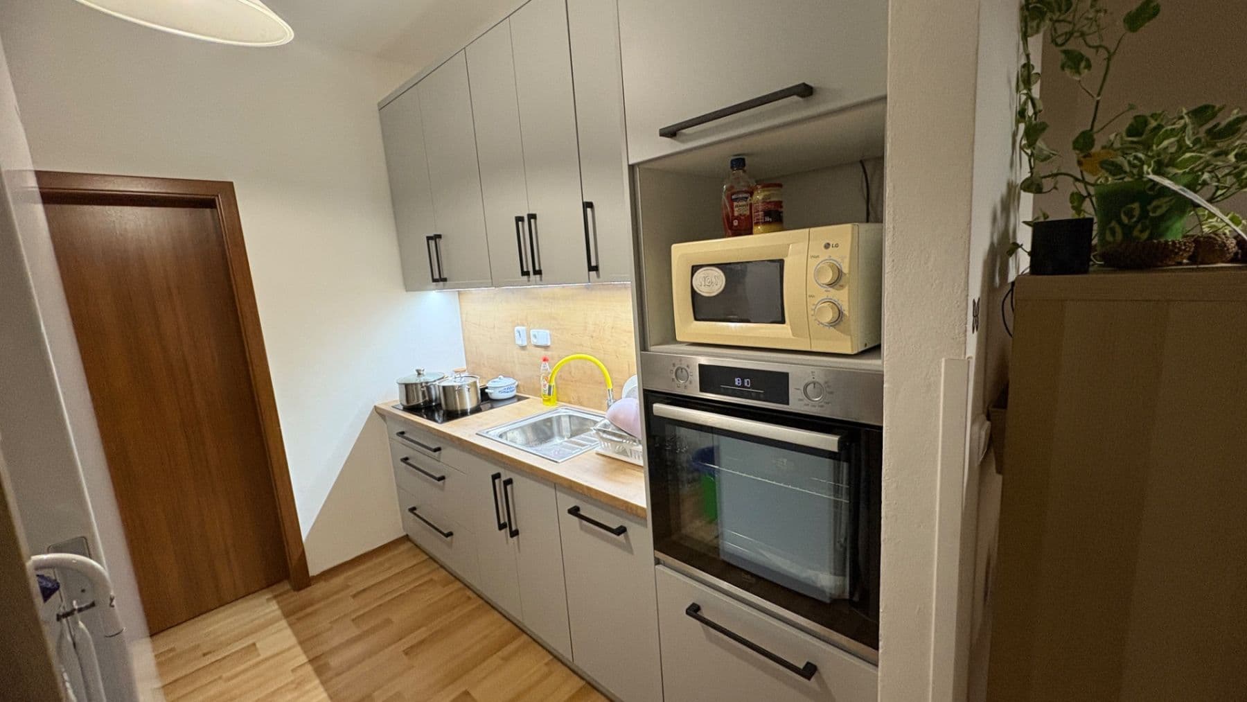 1 bedroom with open-plan kitchen flat to rent, 40 m², Moskevská, Kladno, Středočeský Region 1 bedroom with open-plan kitchen flat to rent, 40 m², Moskevská, Kladno, Středočeský Region