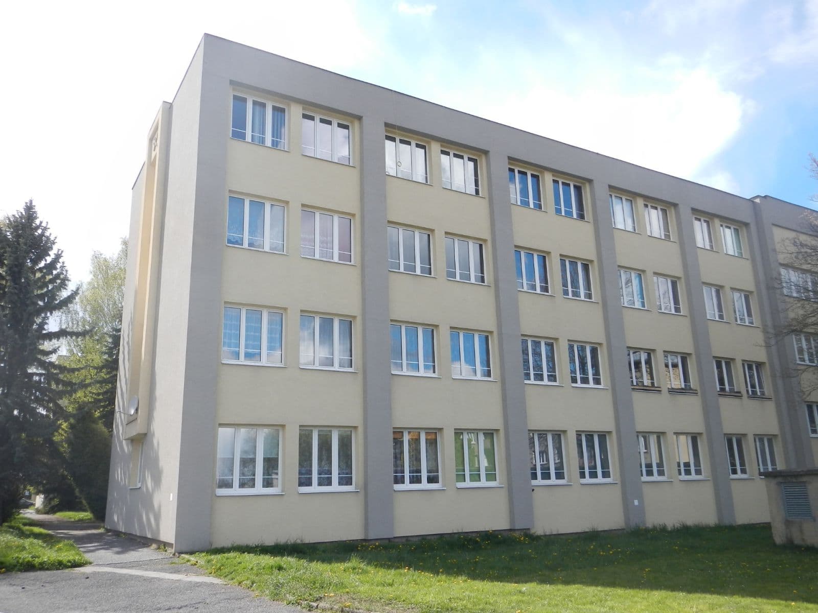 1 bedroom with open-plan kitchen flat to rent, 40 m², Moskevská, Kladno, Středočeský Region 1 bedroom with open-plan kitchen flat to rent, 40 m², Moskevská, Kladno, Středočeský Region