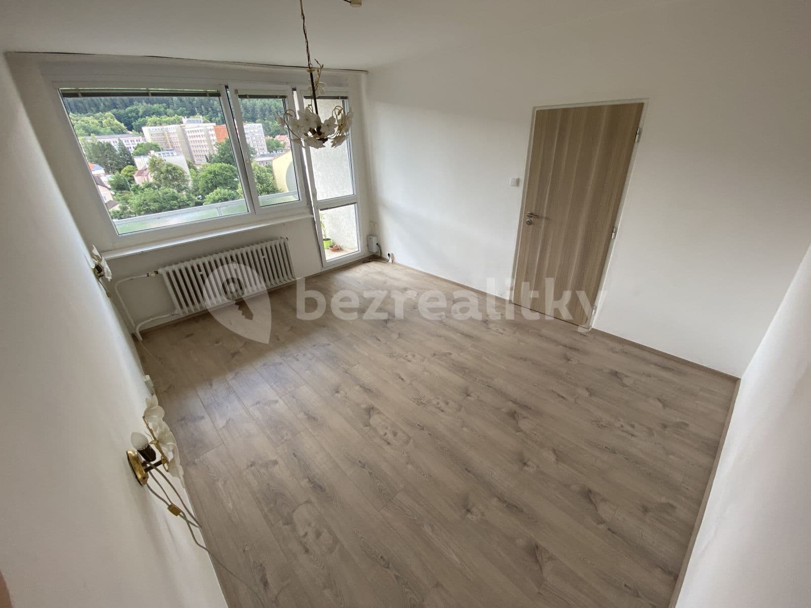 3 bedroom flat to rent, 78 m², Gagarinova, Karlovy Vary, Karlovarský Region